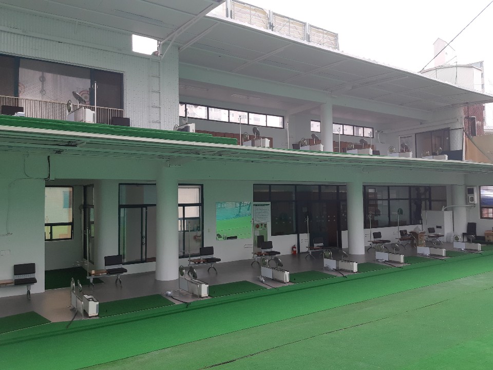 필 골프연습장 대표 이미지