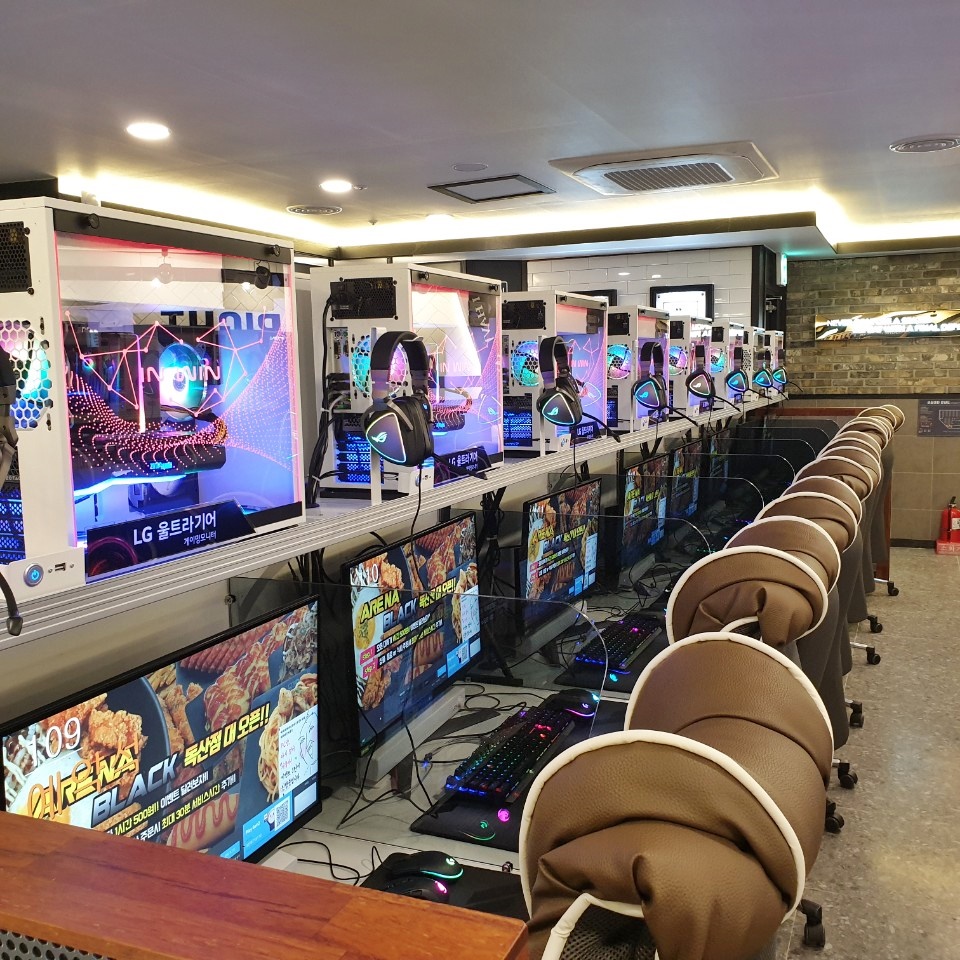 아레나블랙 PC방