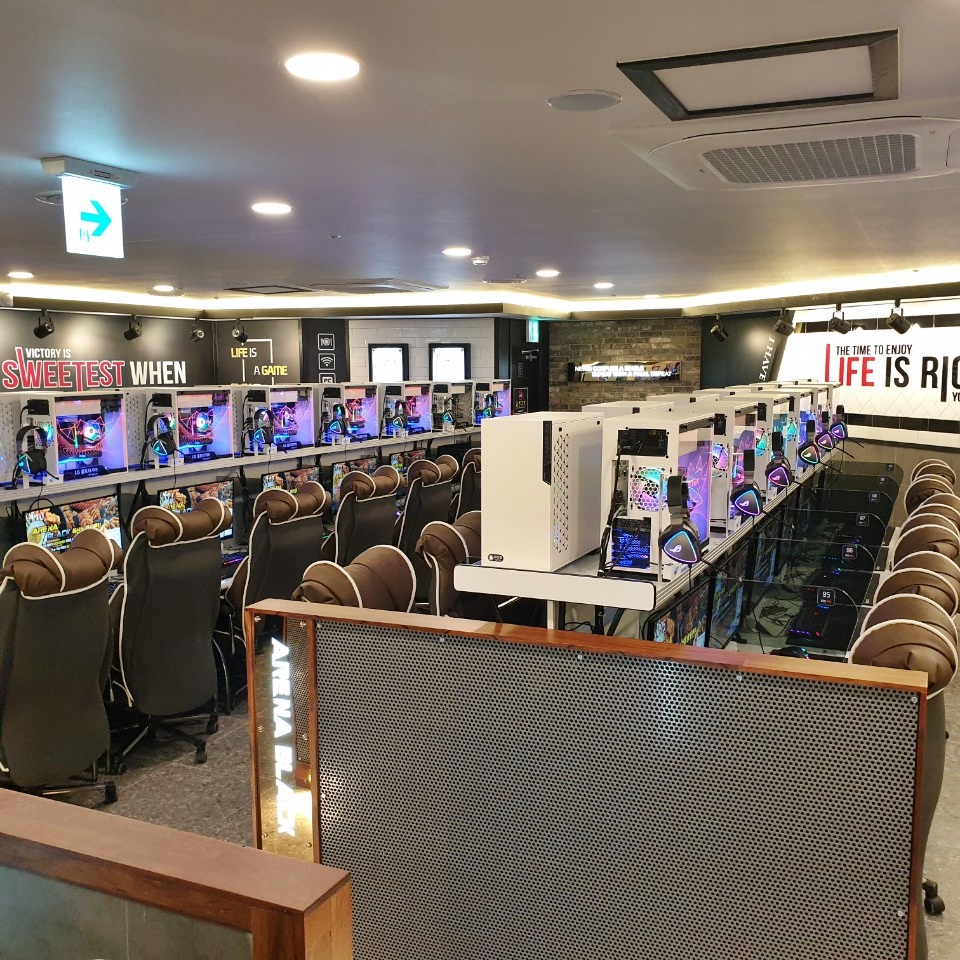 아레나블랙 PC방