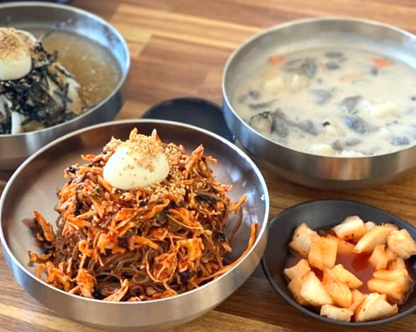 메밀고개시골막국수