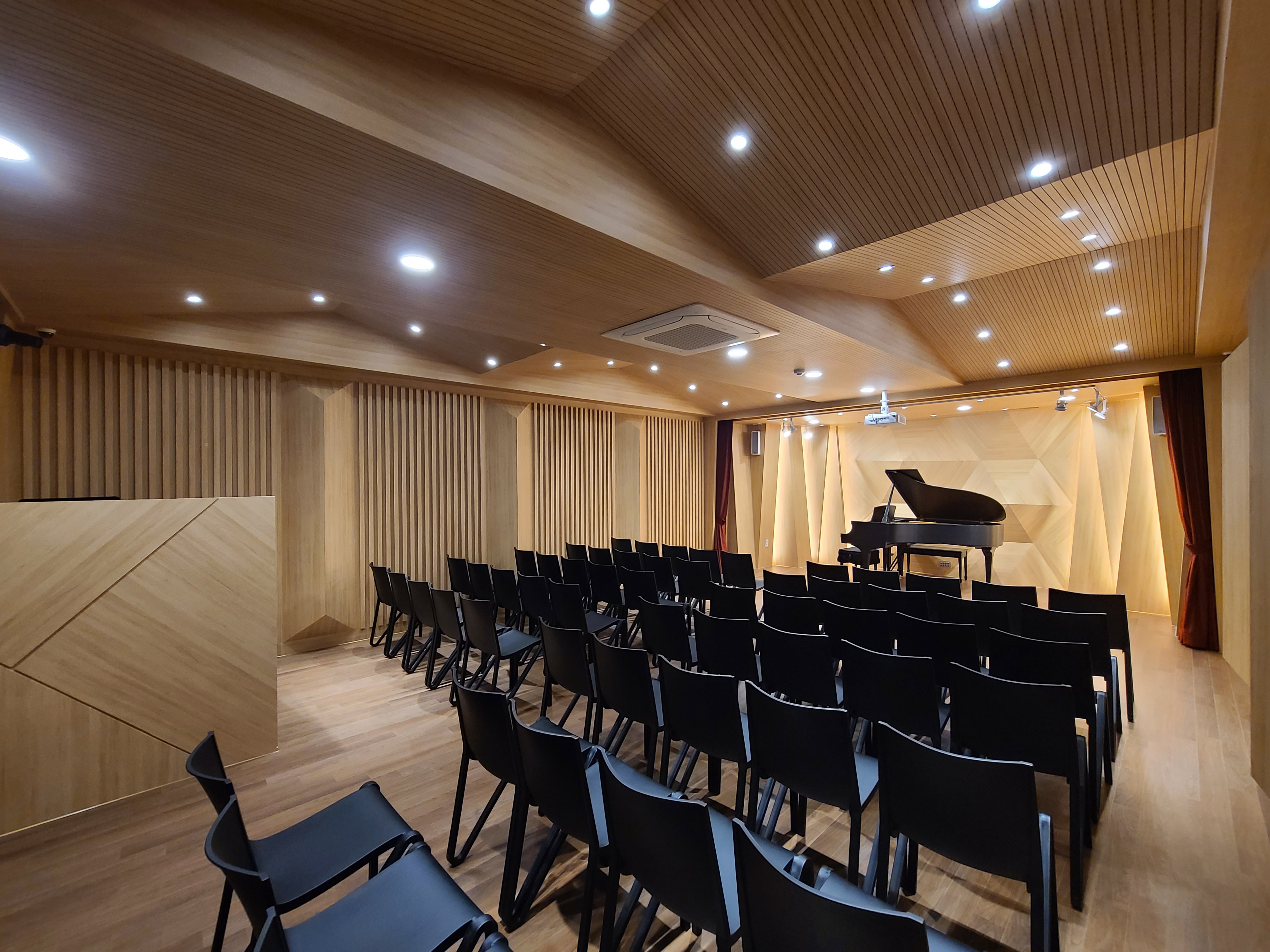 1번째 스튜디오 사진