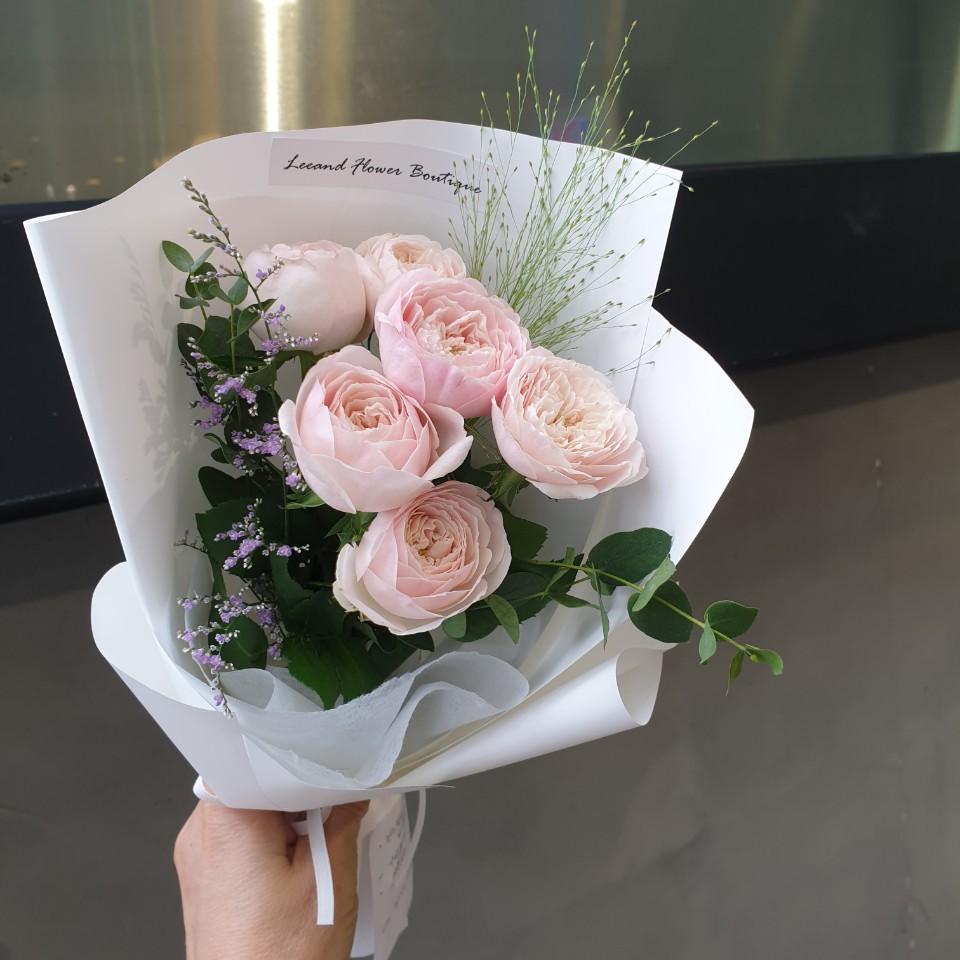 리앤플라워 수원역AK프라자점