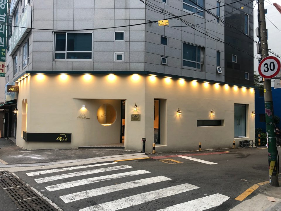 릴리스lilis베이커리