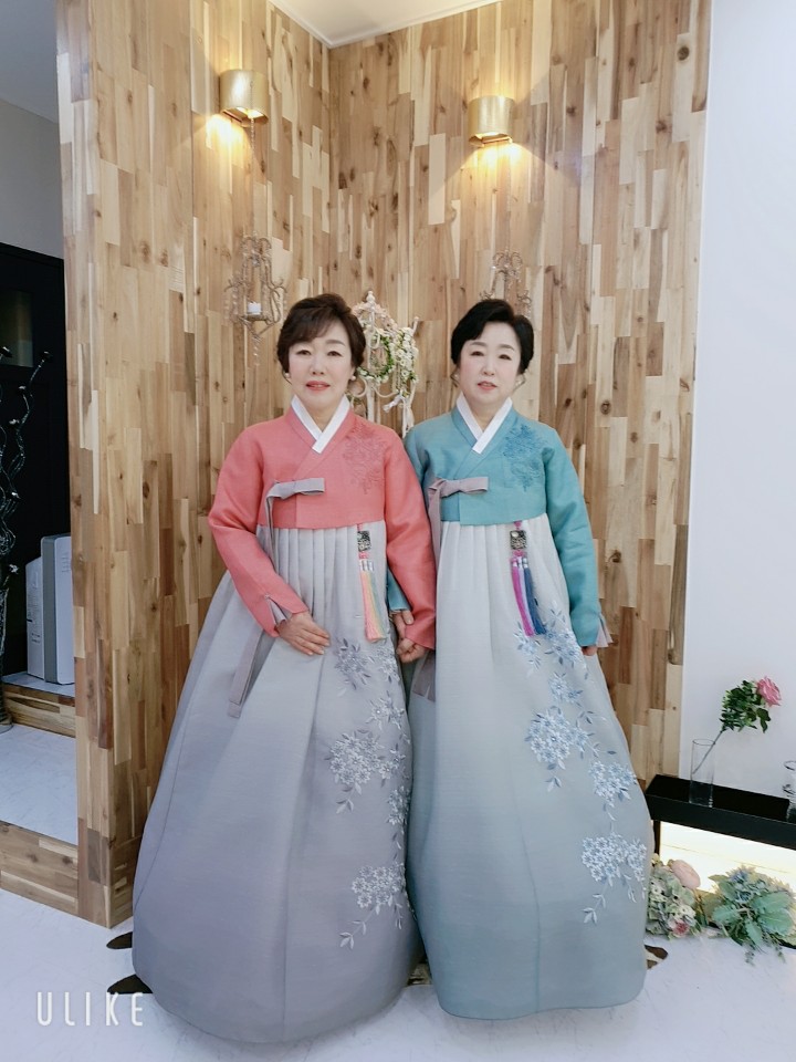 한복 나빛