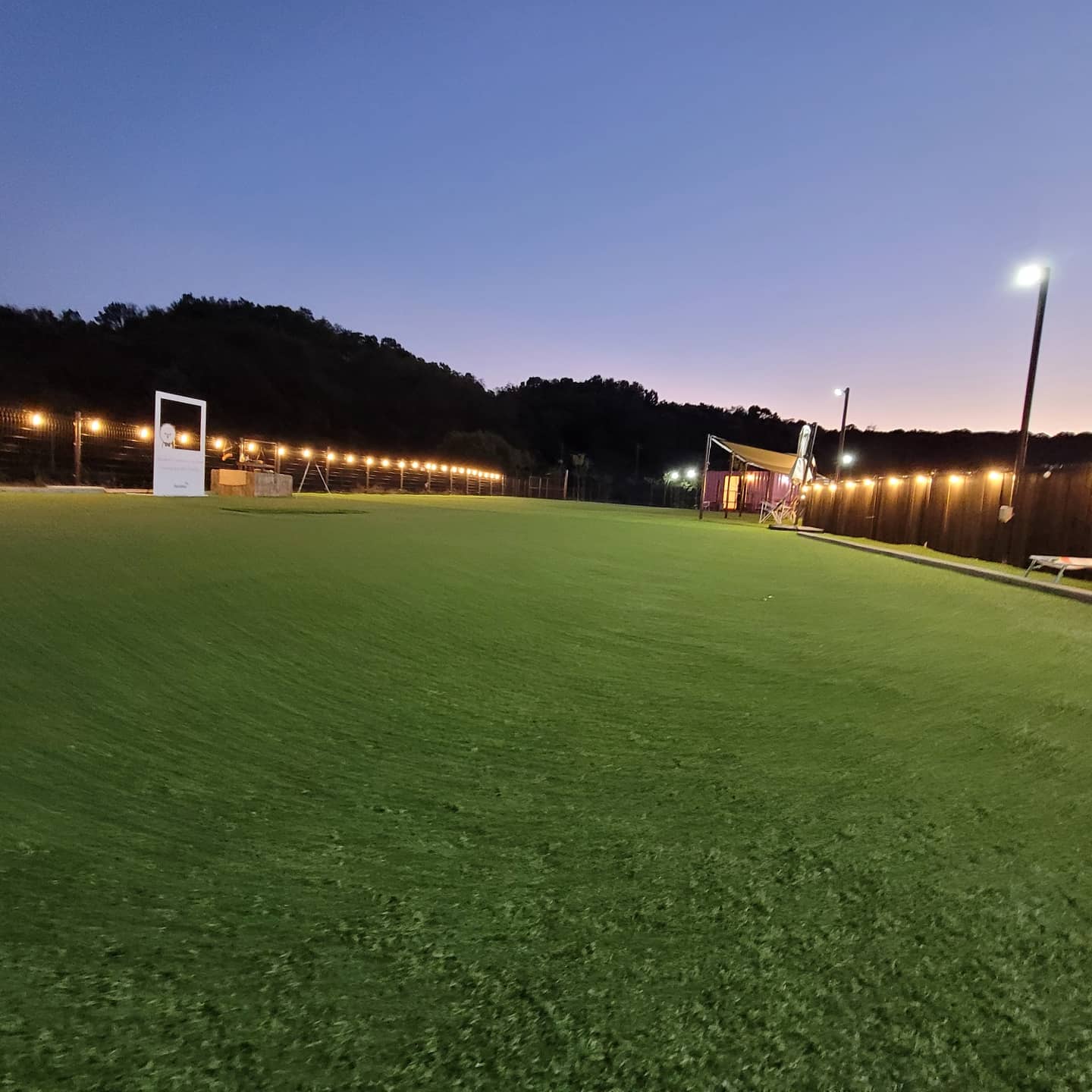 레인바우 세종연서점 2
