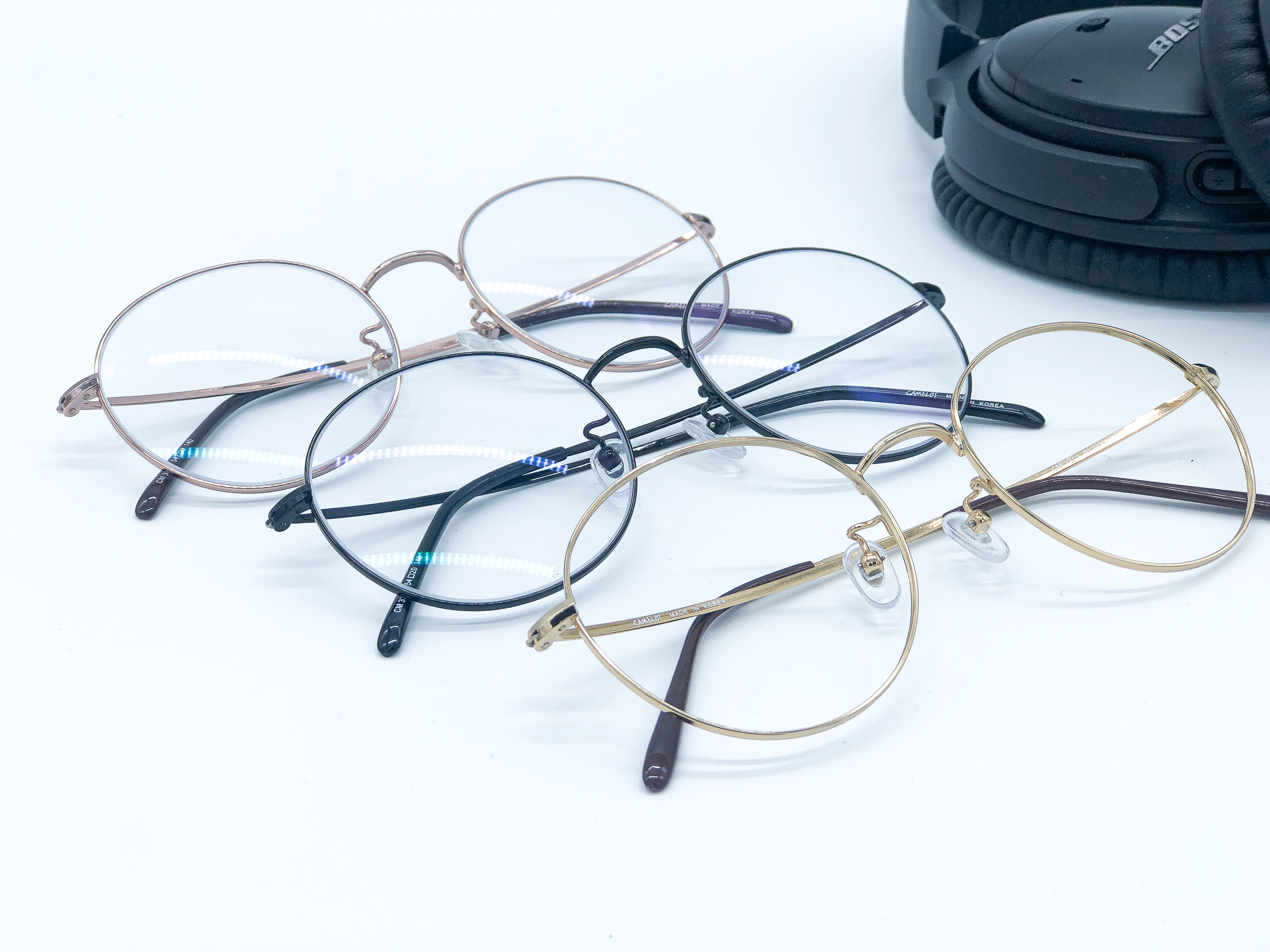 크리스탈 안경 대표 이미지