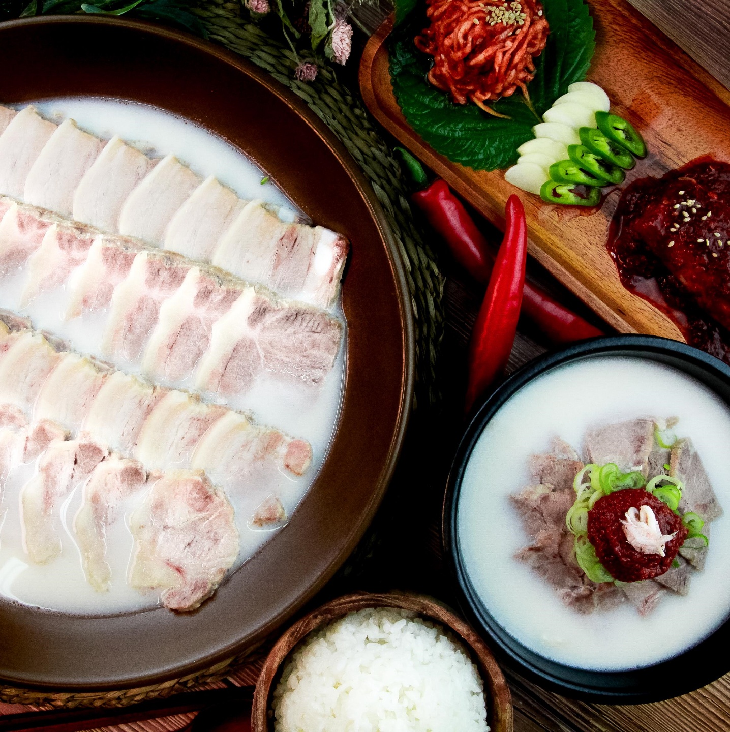 다복수육국밥