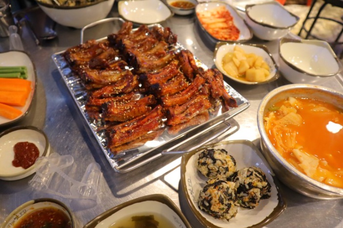 더맛구이구이쪽갈비 일월본점