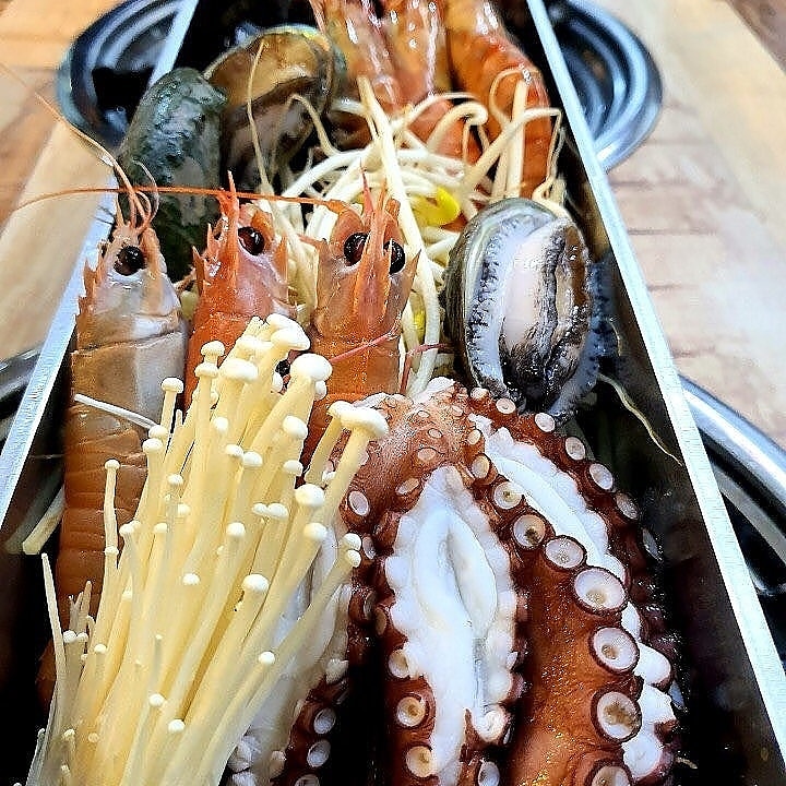 월정항아리 칼국수
