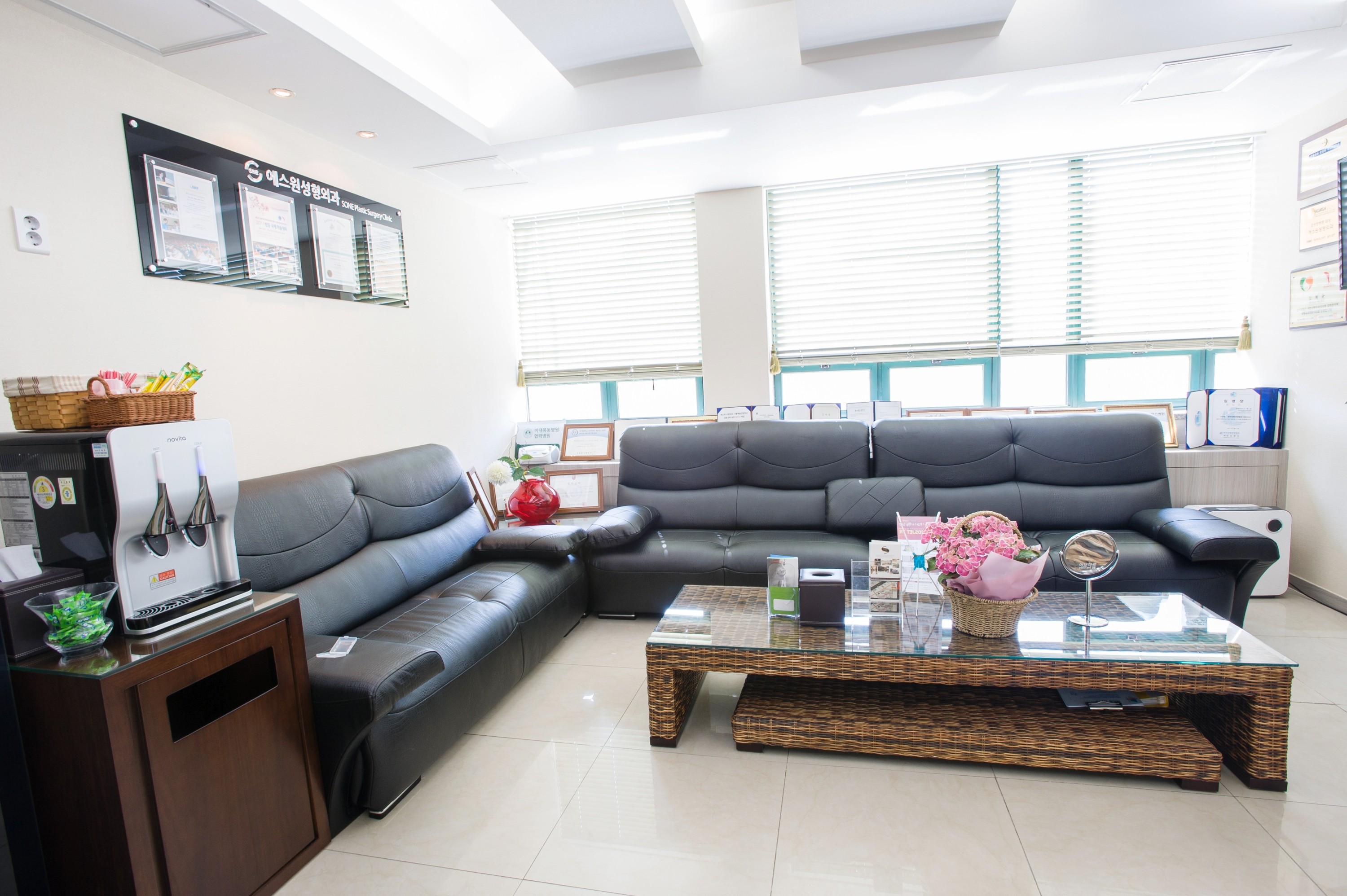 에스원성형외과의원 대표 이미지