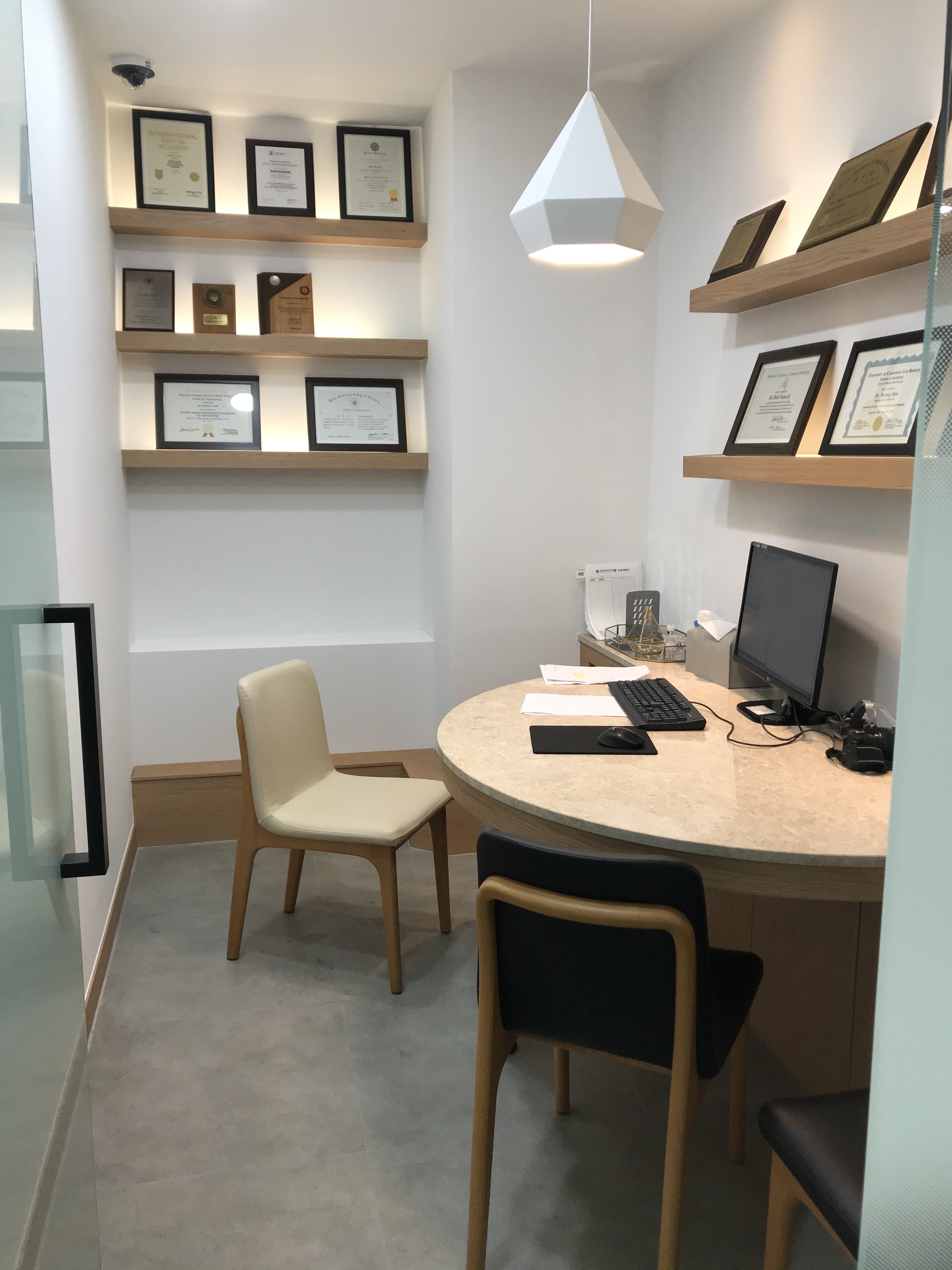 서울연세우리치과의원 대표 이미지