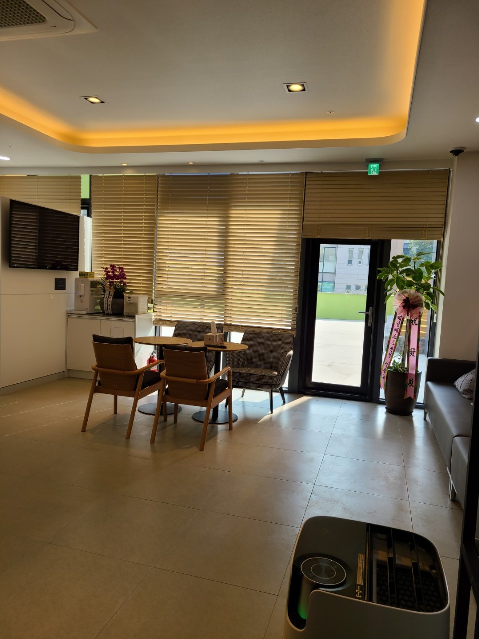 라인플란트치과의원 대표 이미지