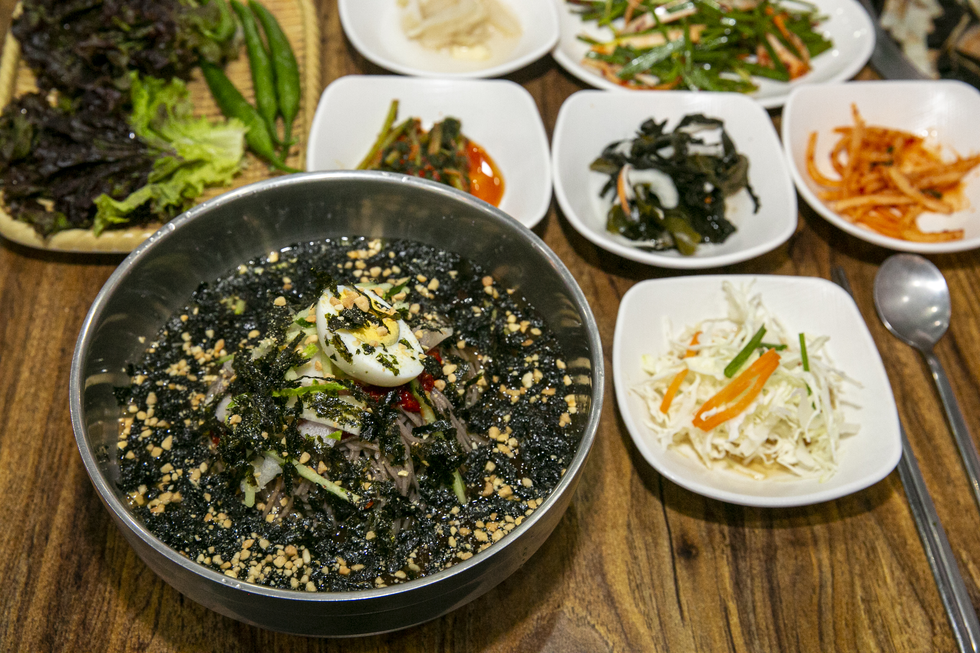 사랑굿숯불닭갈비막국수