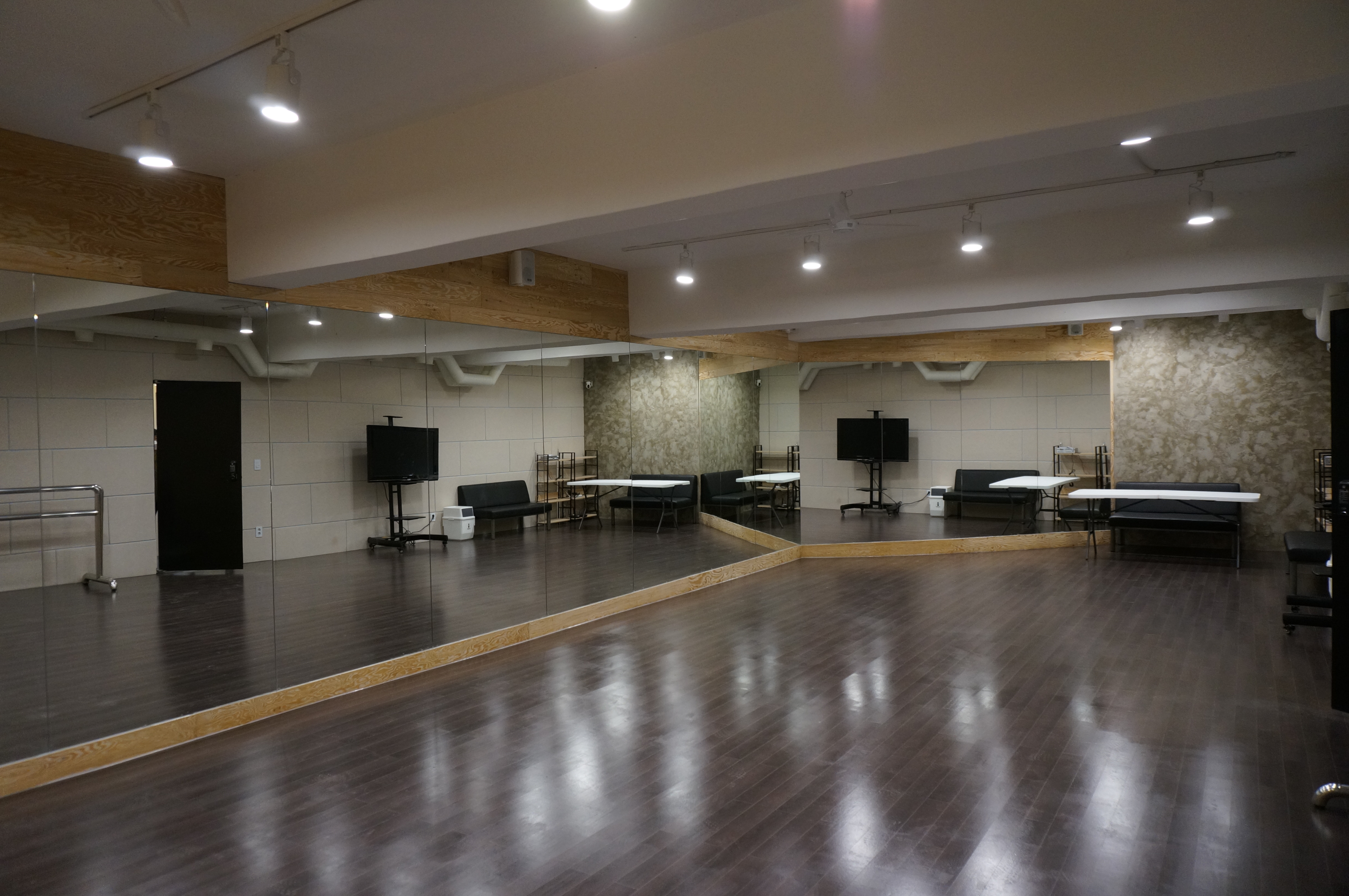 1번째 스튜디오 사진