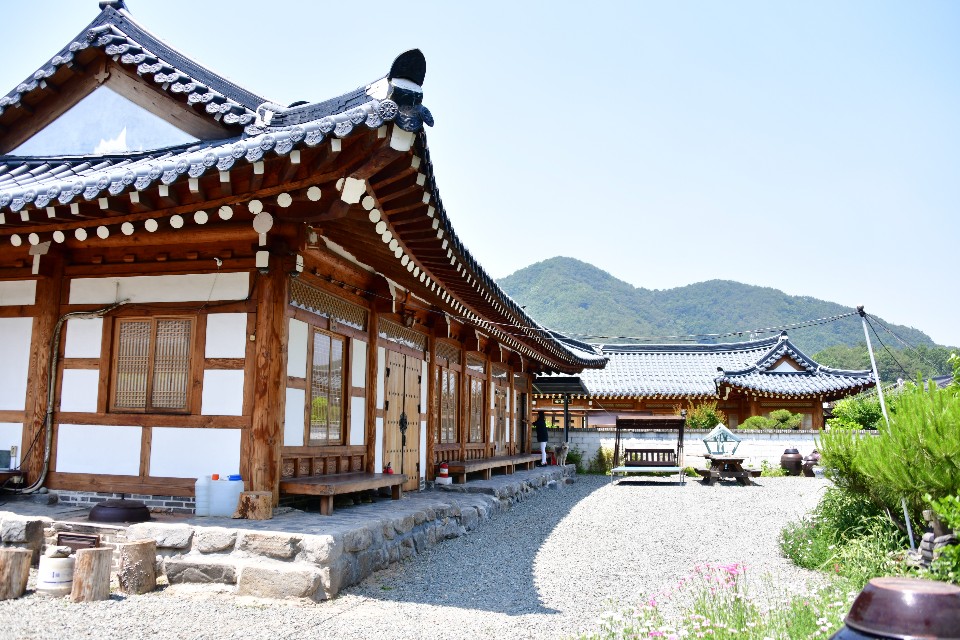 연리지한옥펜션