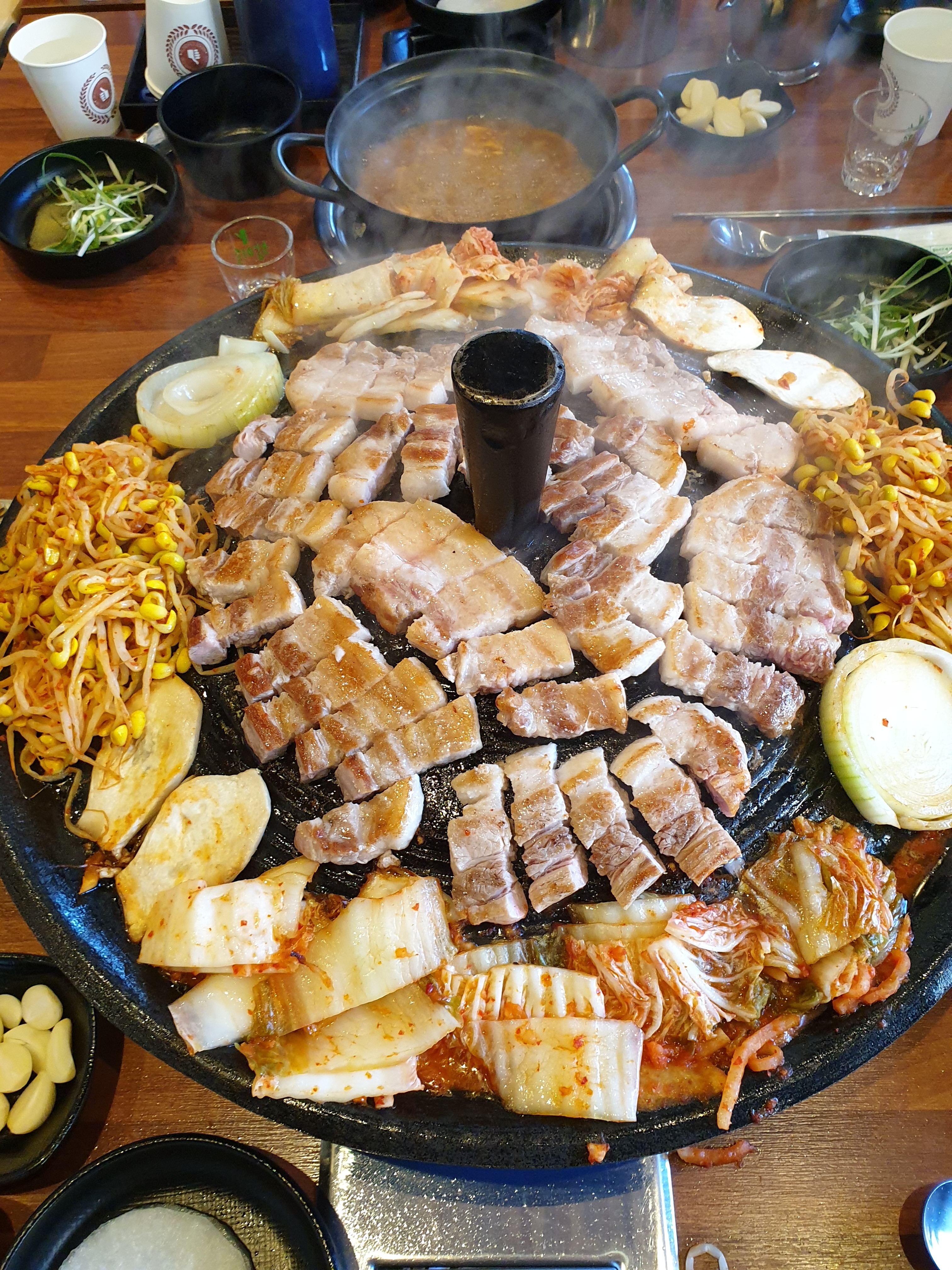 솥뚜껑삼겹살 뚜삼