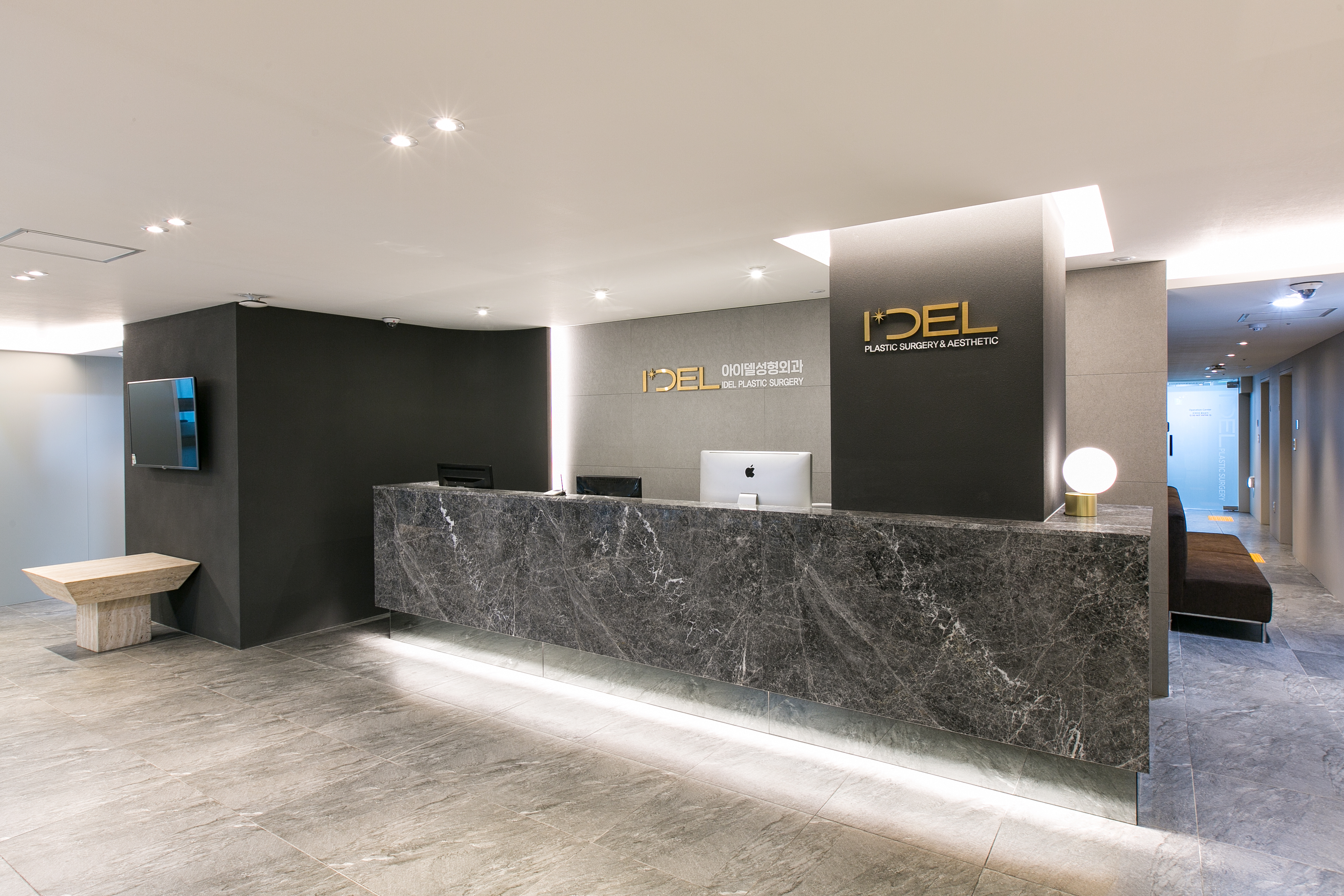 아이델성형외과 대표 이미지