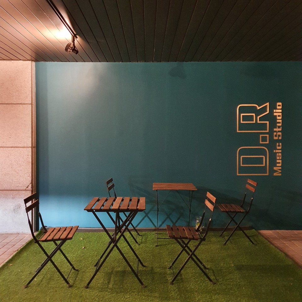 4번째 스튜디오 사진