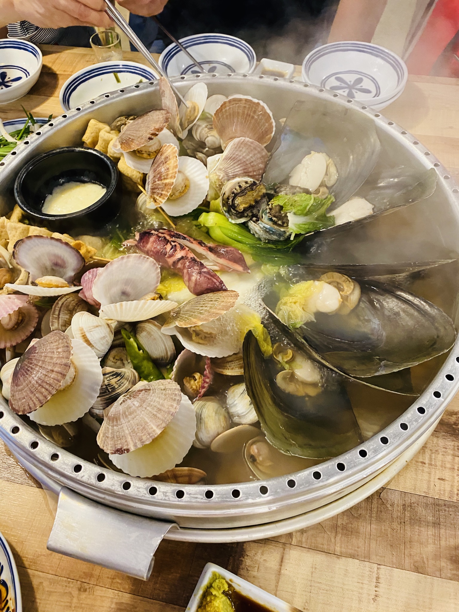 윤식당앤윤카페