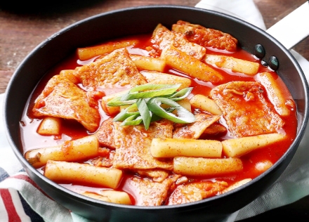 박군치킨 고성점