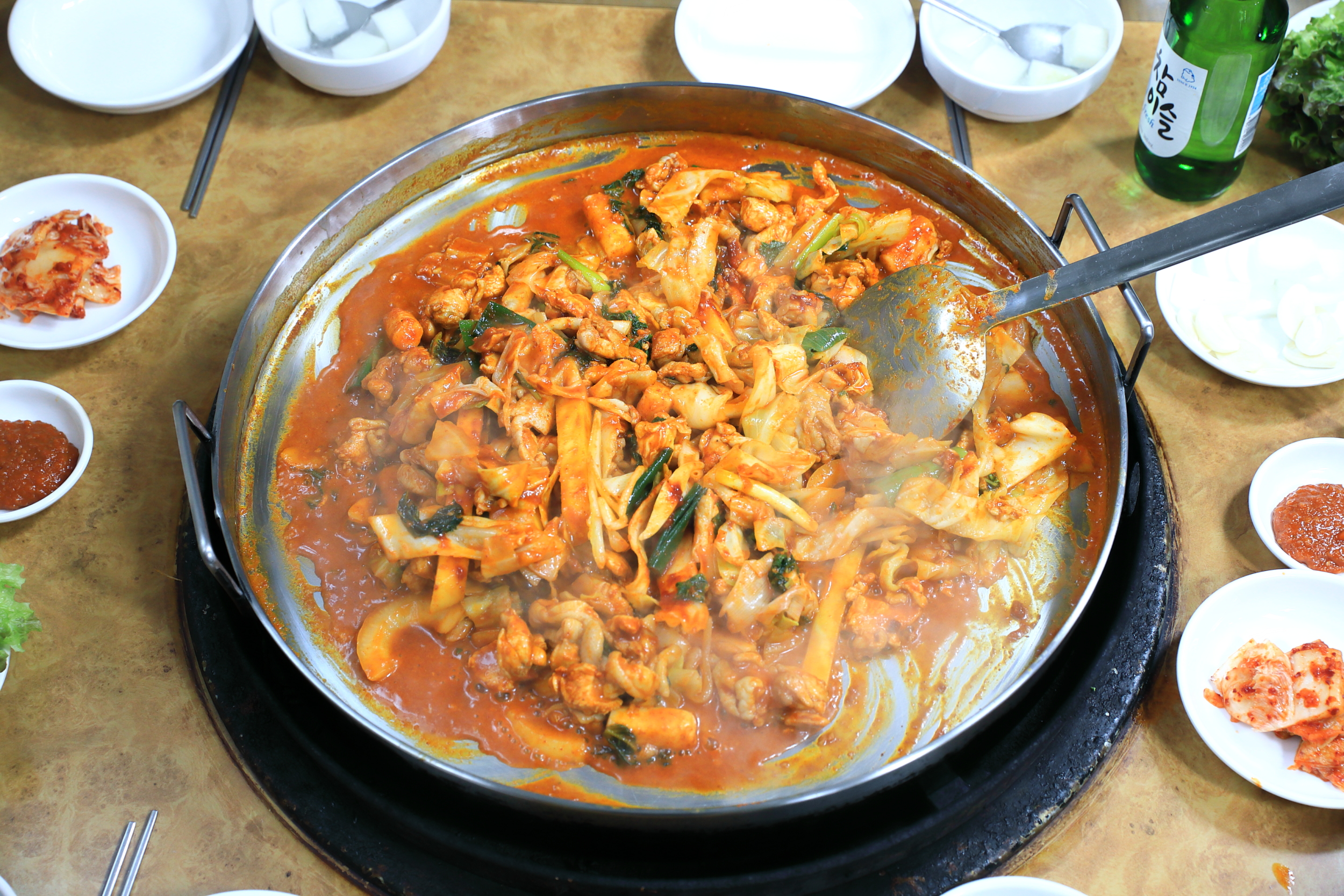 삼척 호반닭갈비