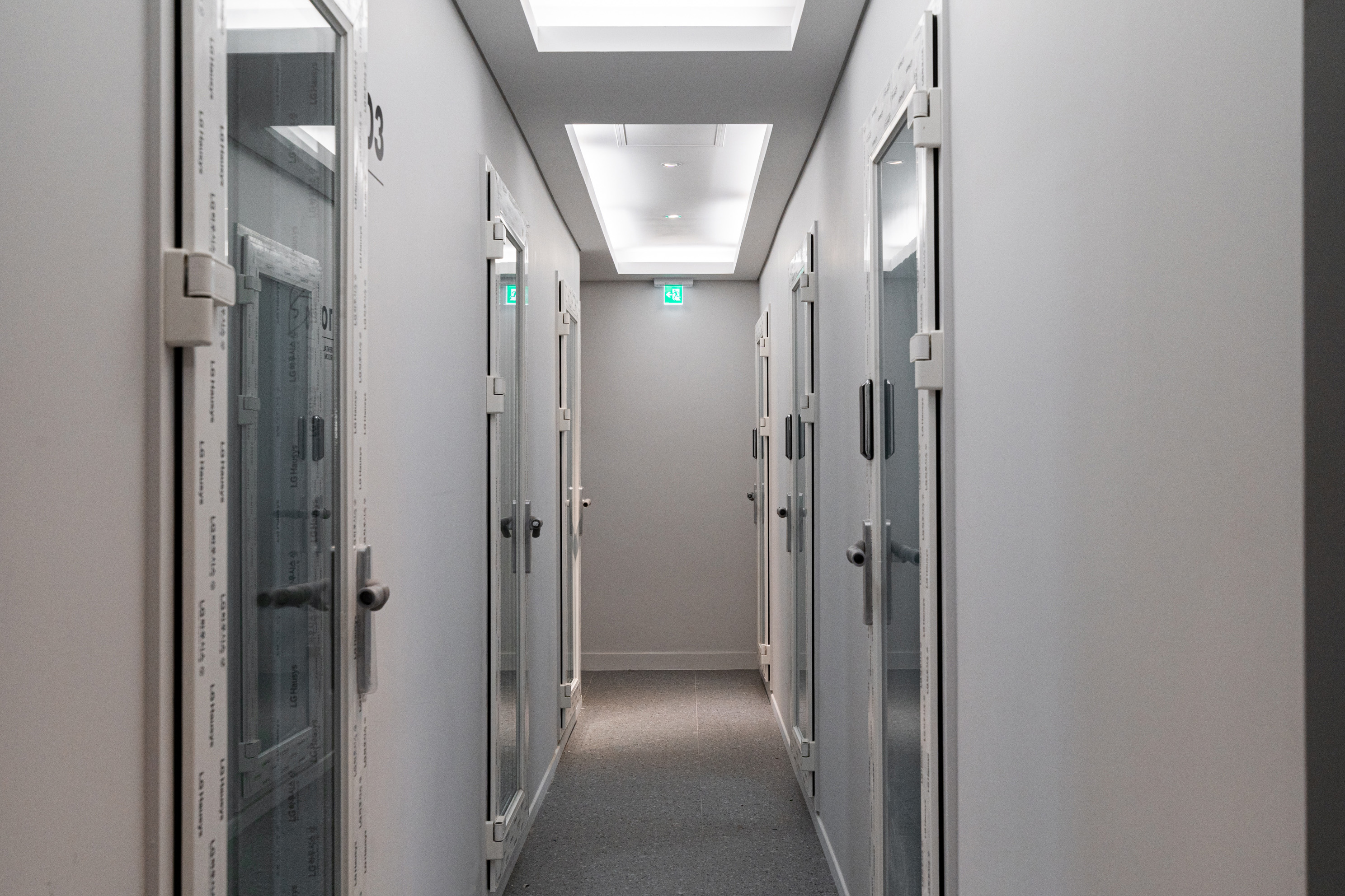 1번째 스튜디오 사진