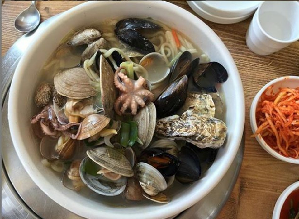 해물칼국수