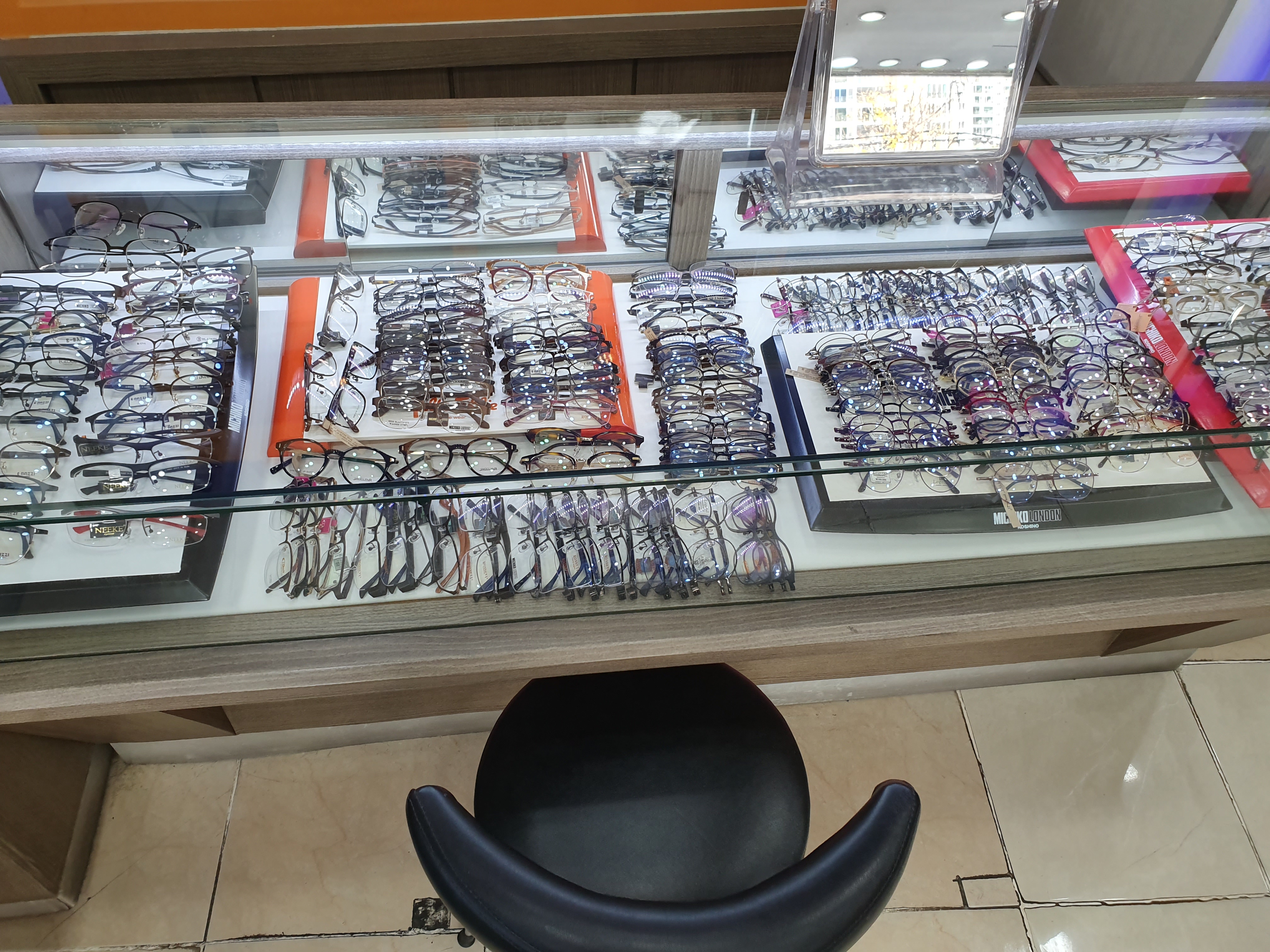 아이엔지안경만덕점 대표 이미지