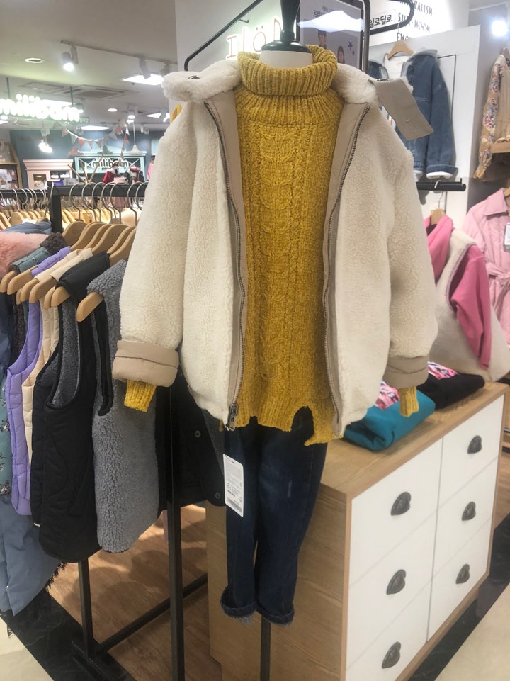 일로딜로 뉴코아아울렛 산본점