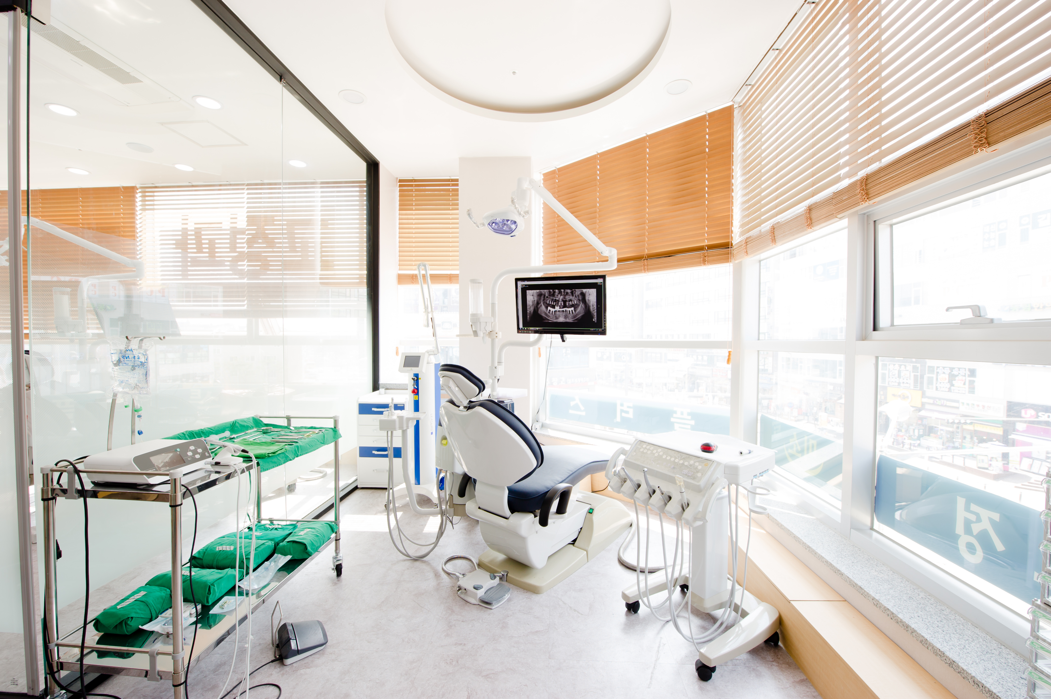 미소플러스치과의원 대표 이미지