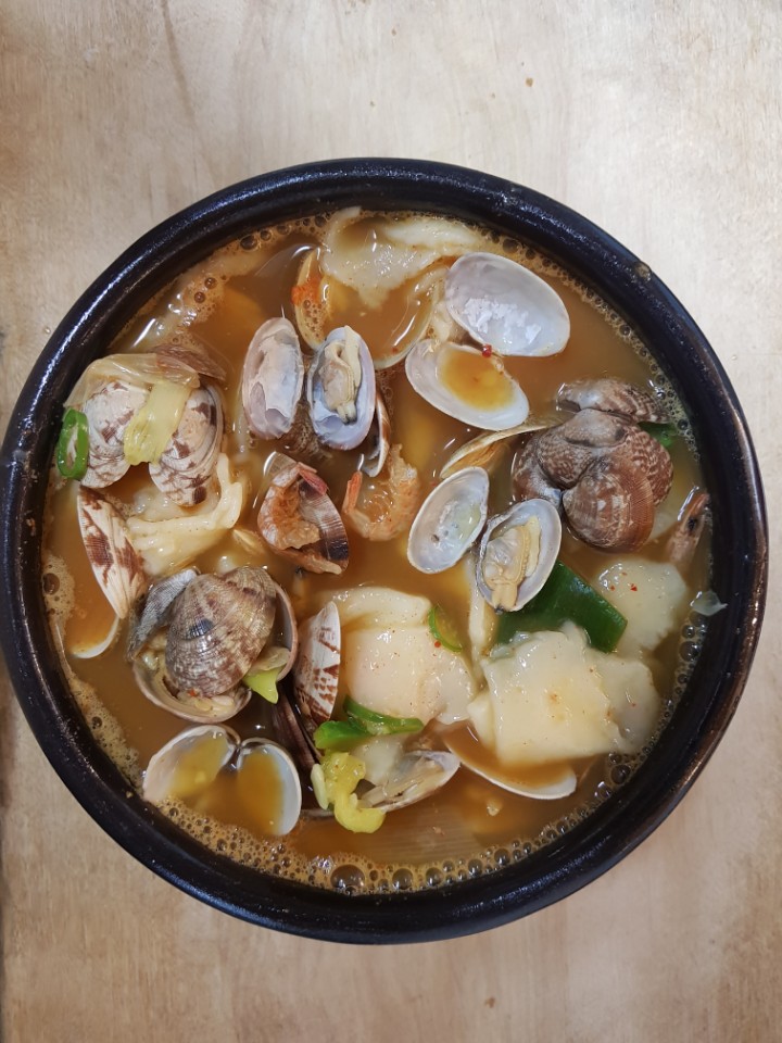 이가네바지락칼국수 본점