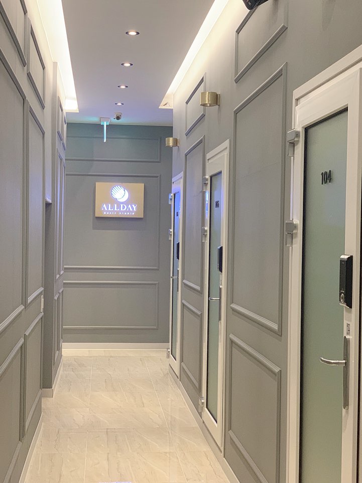 1번째 스튜디오 사진