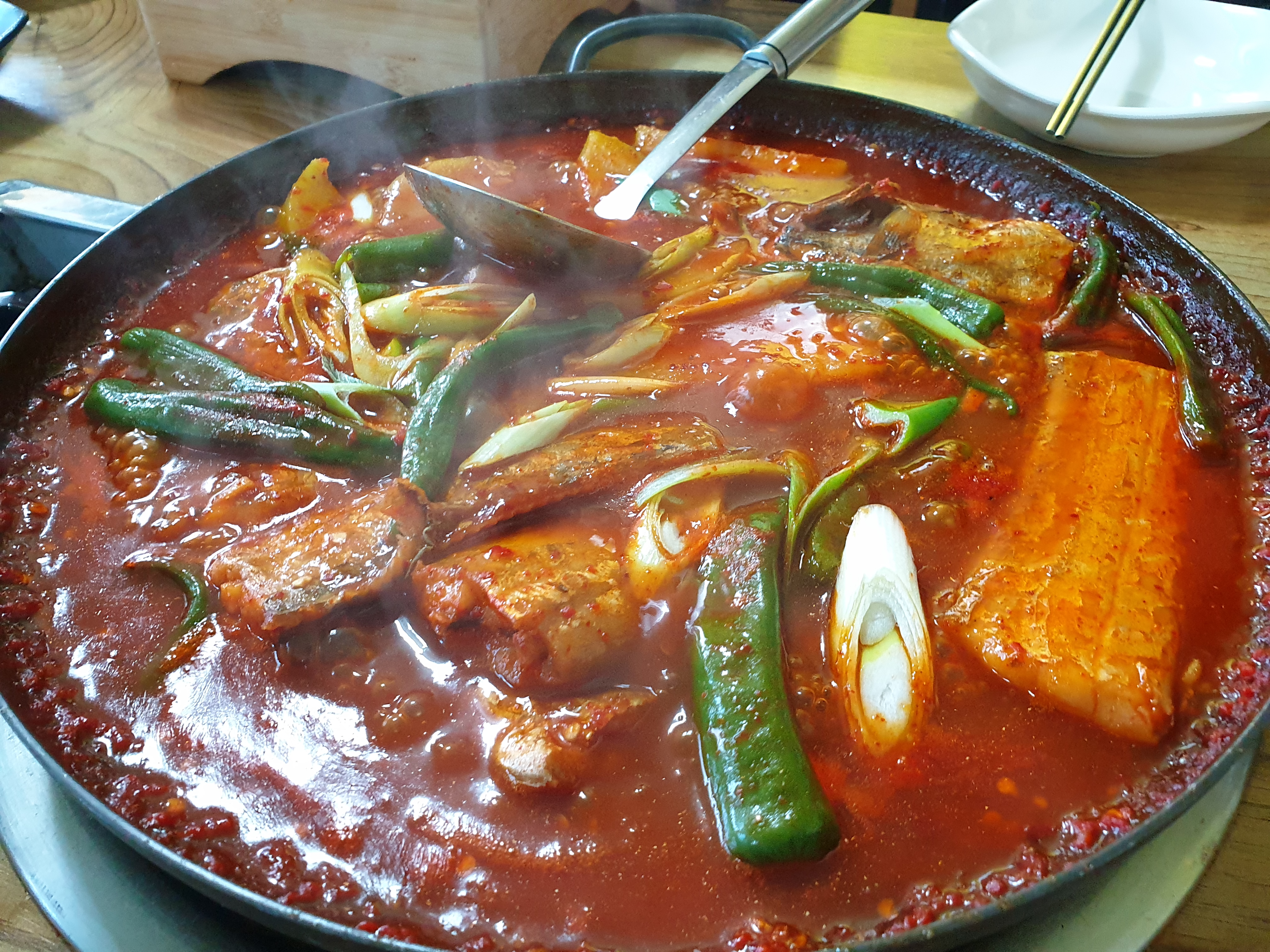 가마솥밥김치찌개