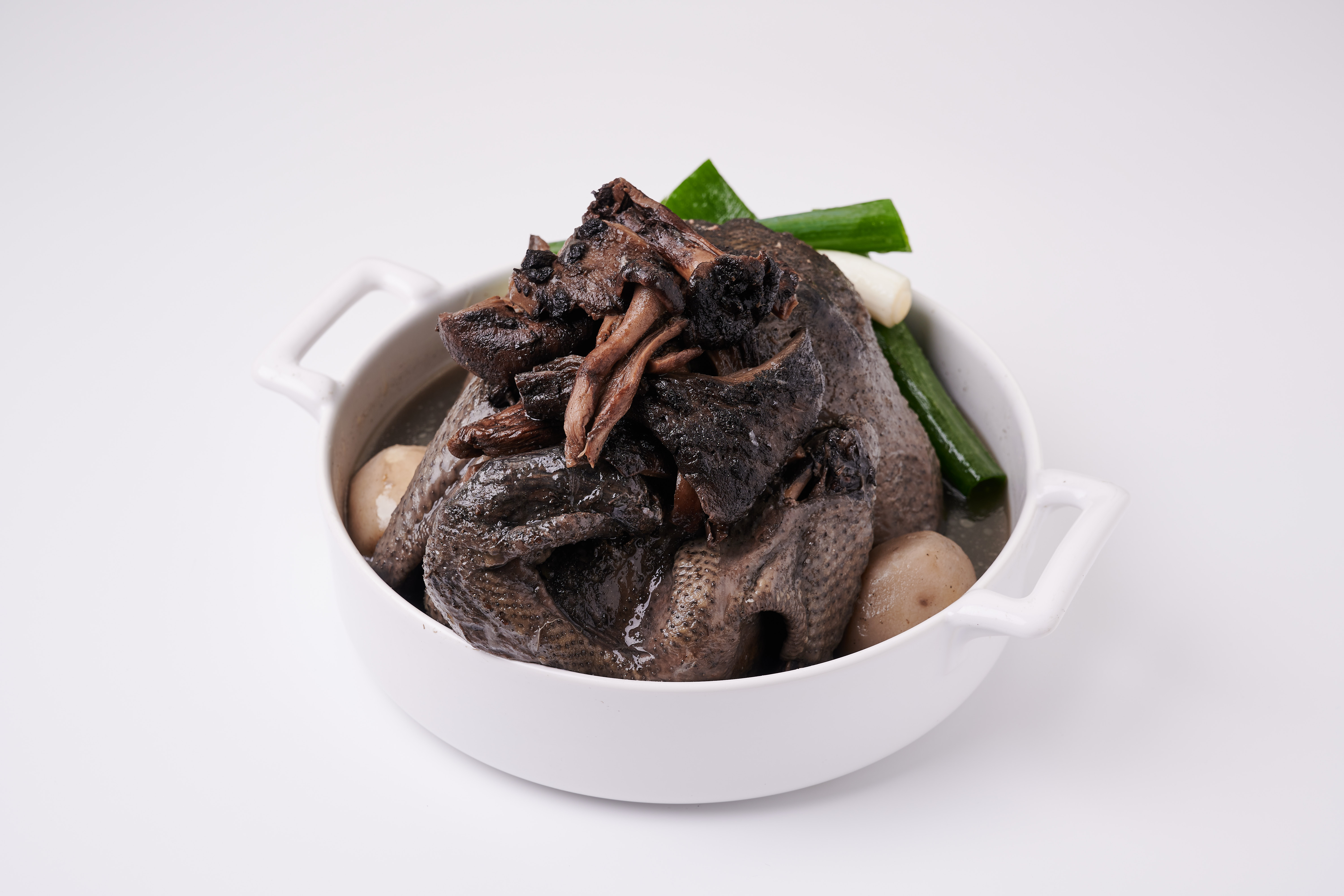 둠지능이버섯백숙