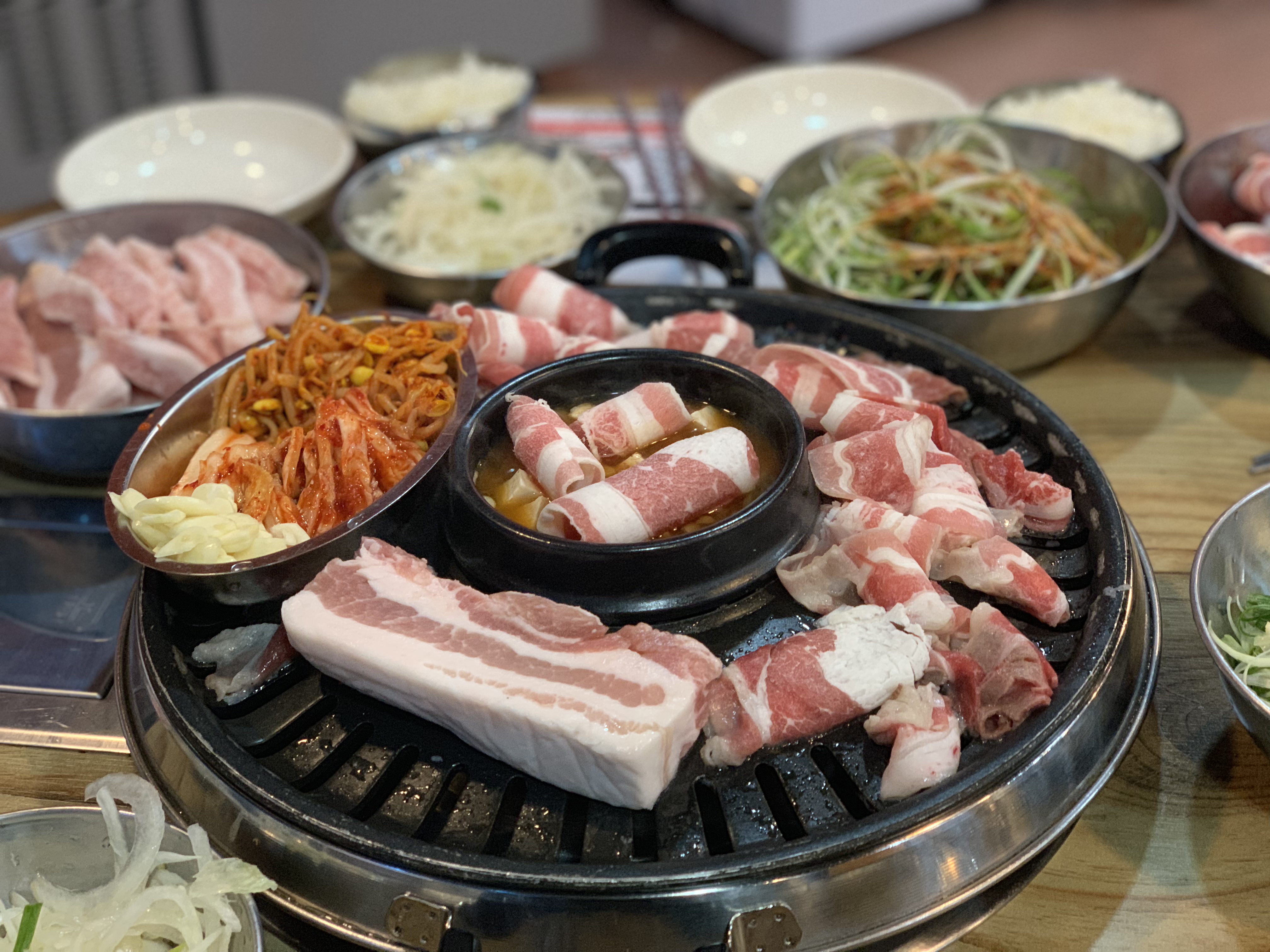 두툼생고기 무한리필 금왕점