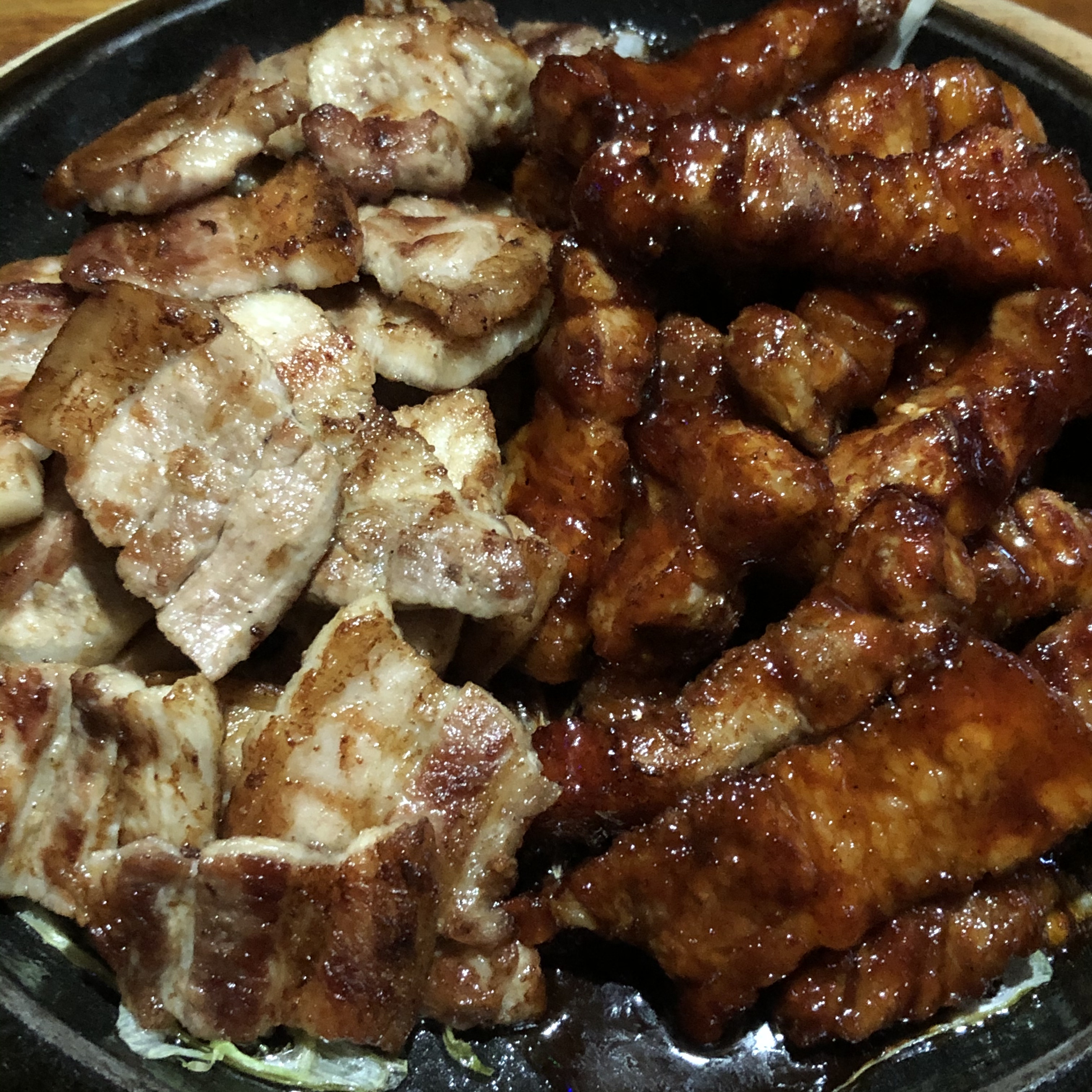 꼬꼬리아숯불바베큐치킨
