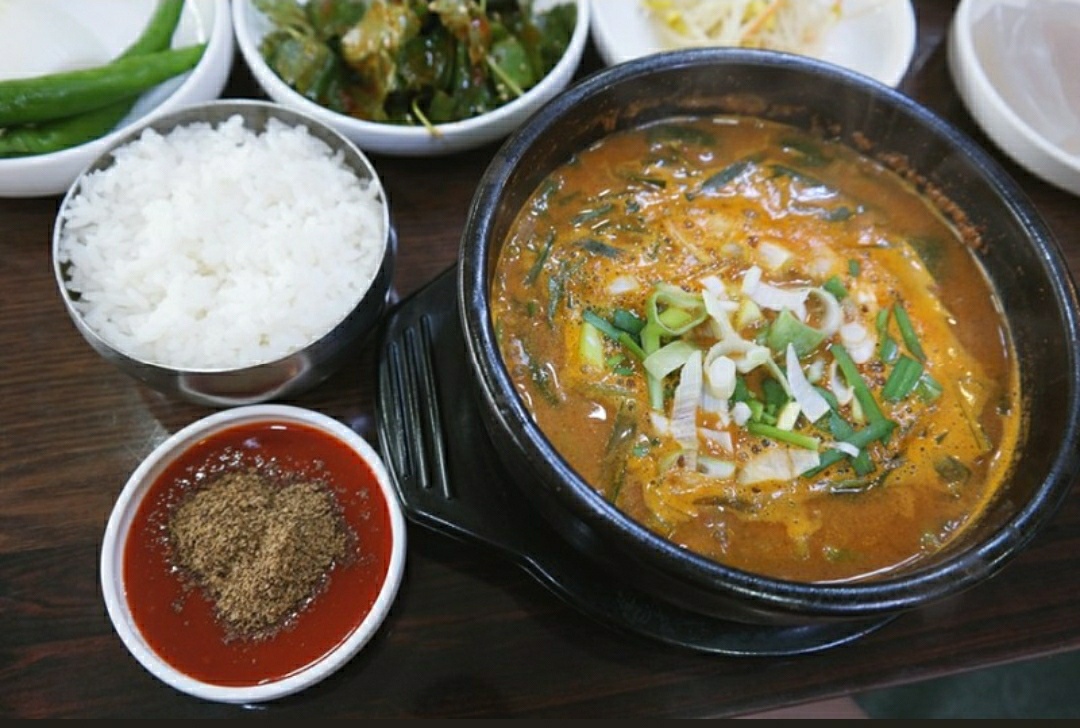 매월흑염소가든