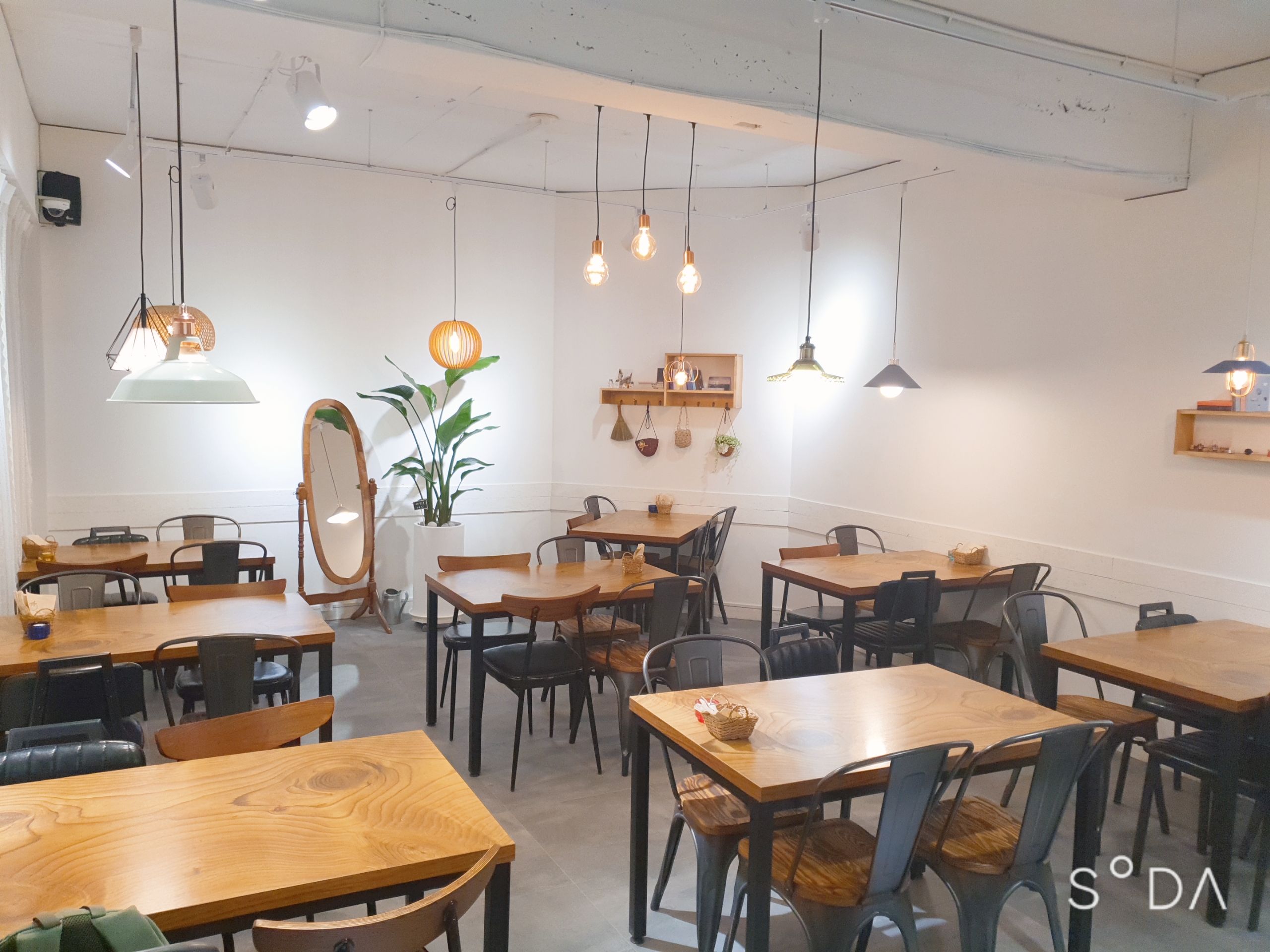 멋쟁이 토마토 대표 이미지