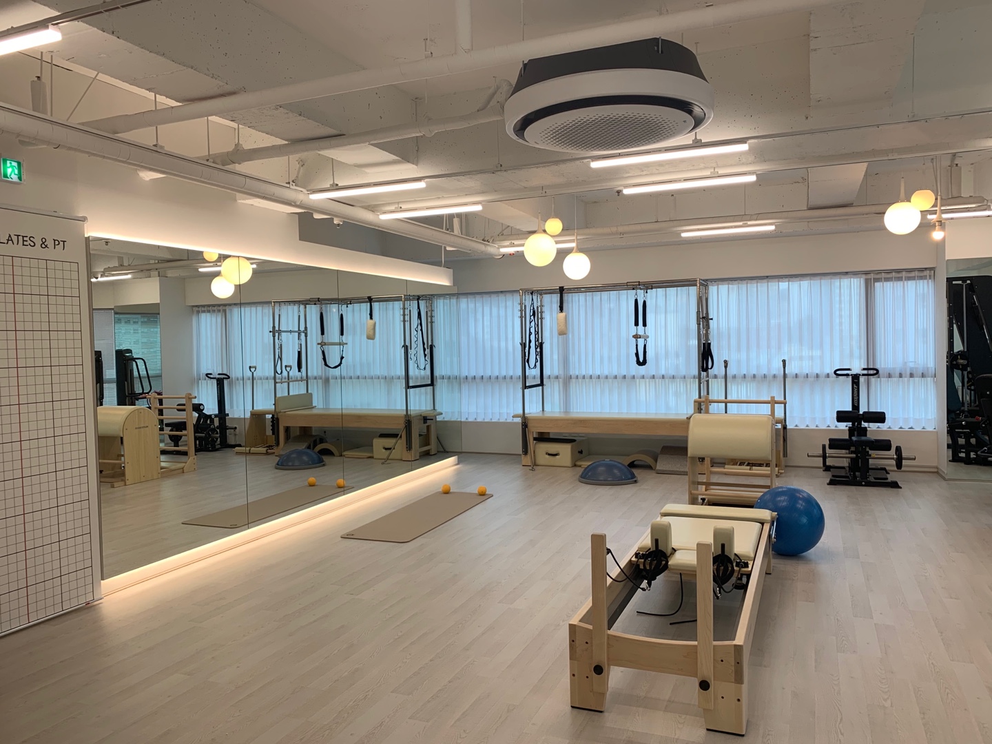 로아필라테스&PT 동래명륜점 내부 이미지