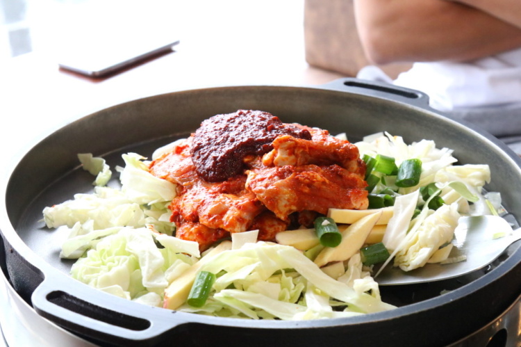 청평호반닭갈비막국수 청평본점