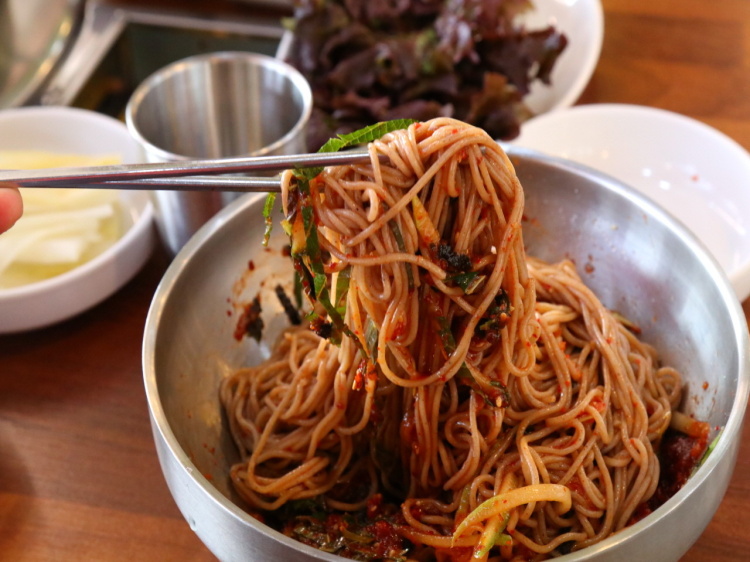 청평호반닭갈비막국수 청평본점 사진 5