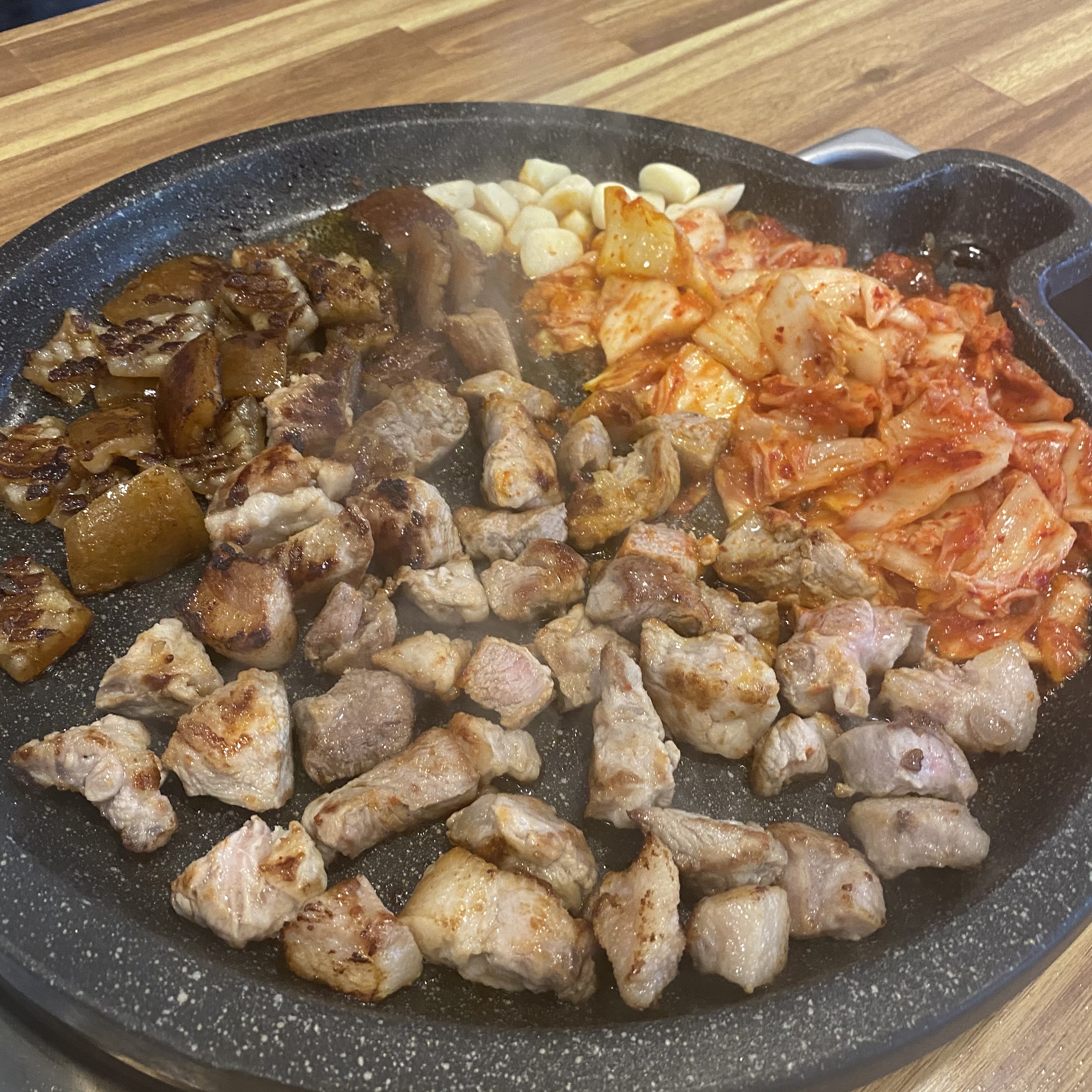 뒷고기육백