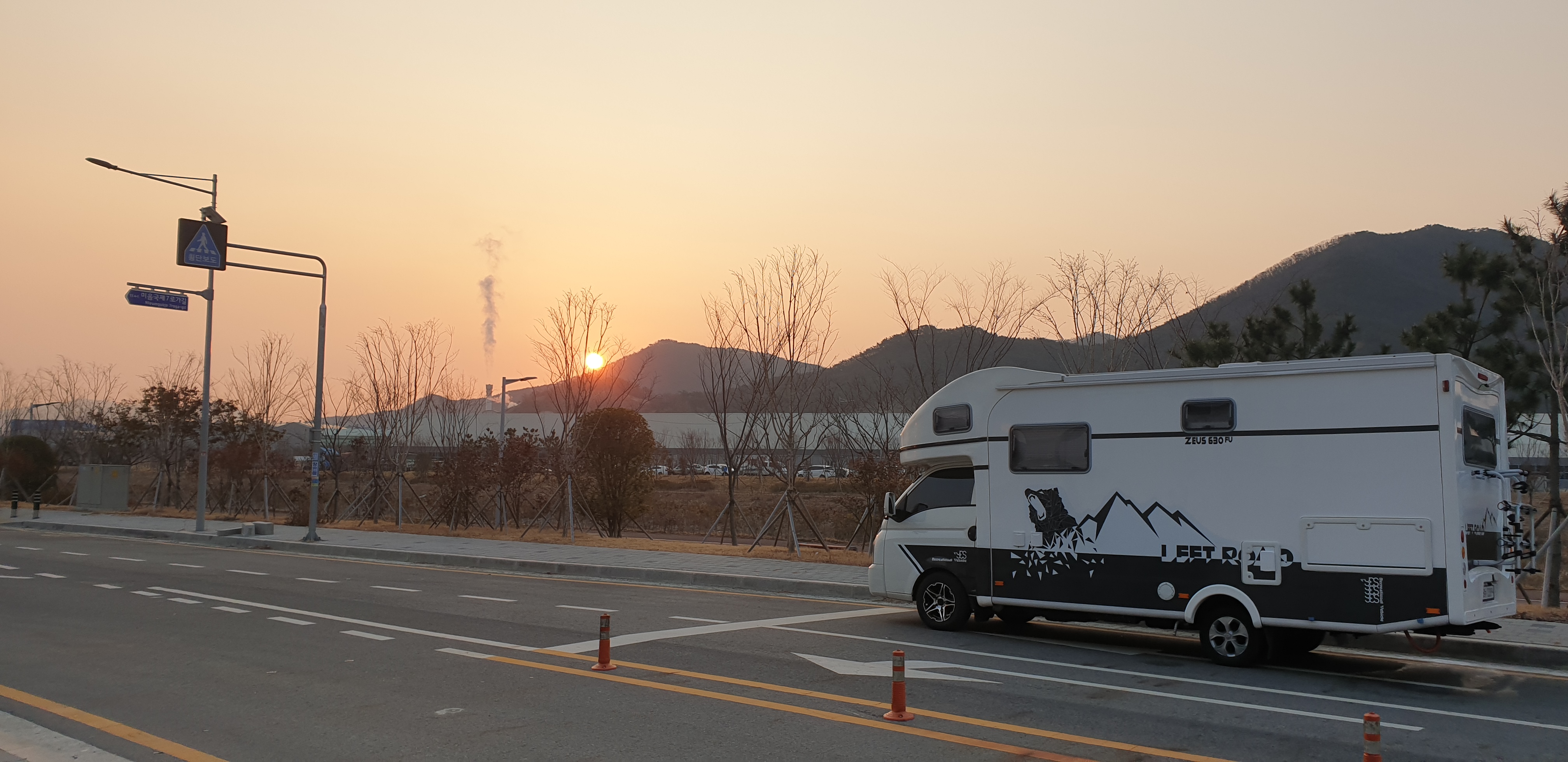 오너스 알브이 캠핑카
