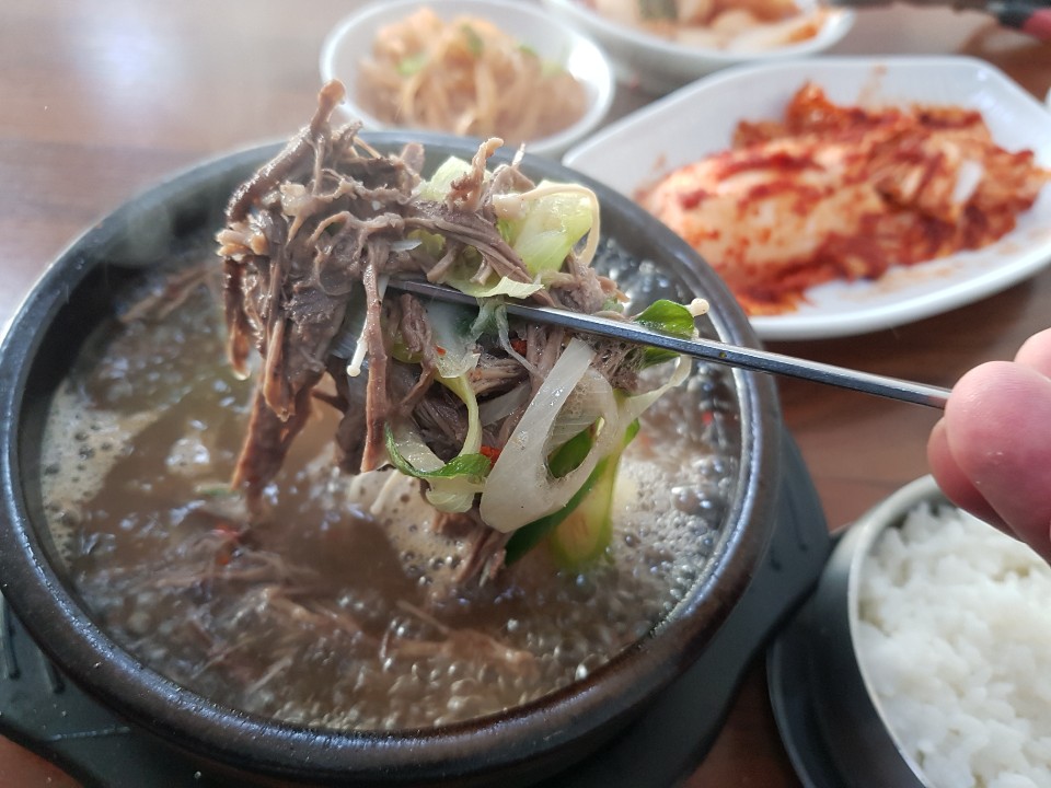 호매실 양평해장국 서수원점 소고기국밥(목심) 메뉴 사진