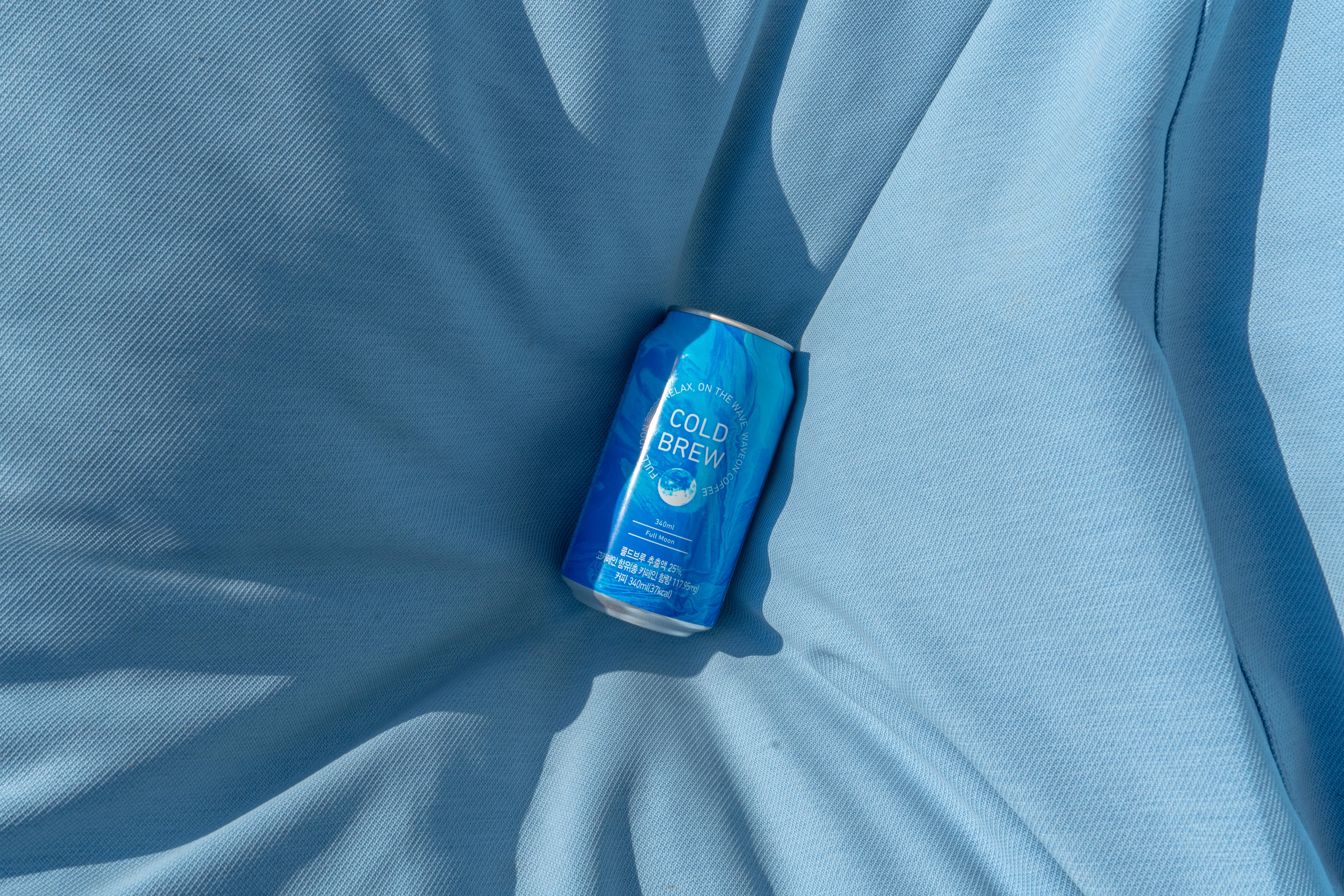 웨이브온 커피 전경