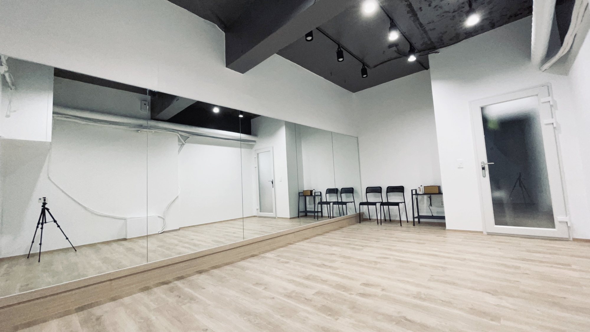 2번째 스튜디오 사진