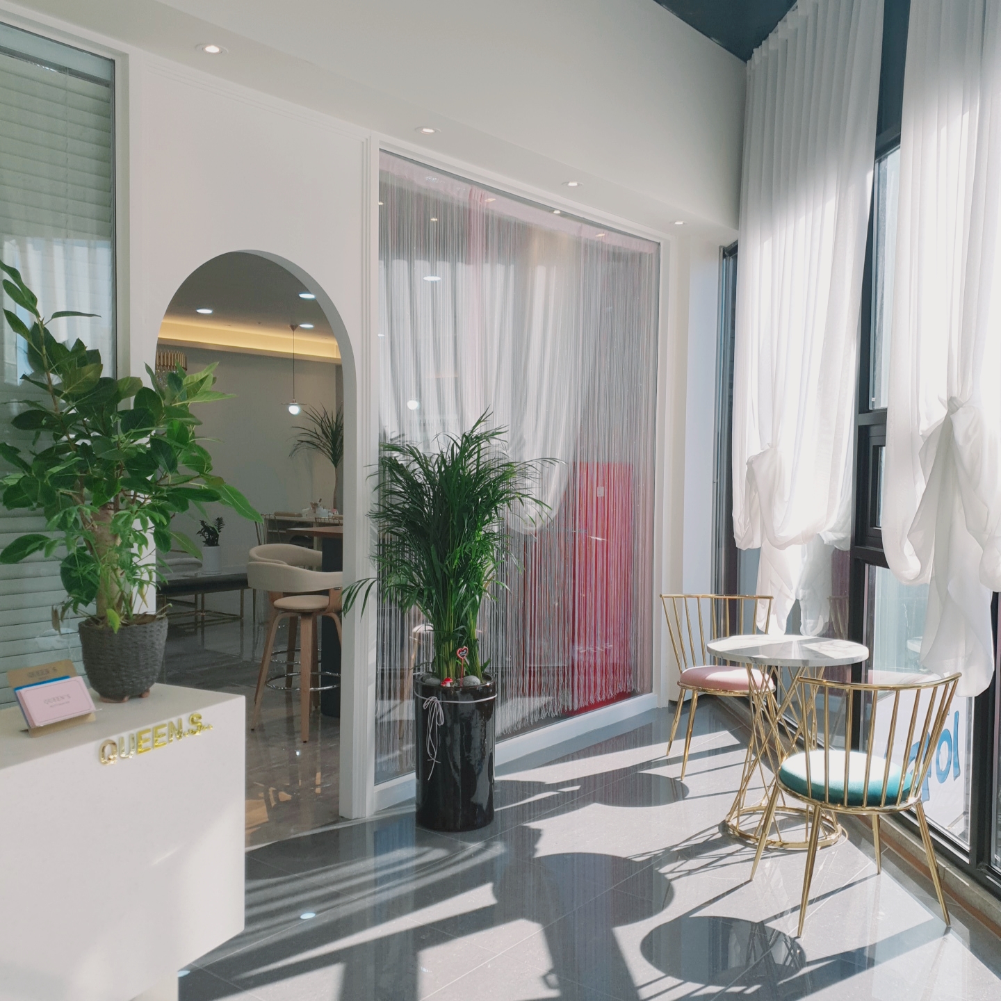 퀸즈뷰티 대표 이미지