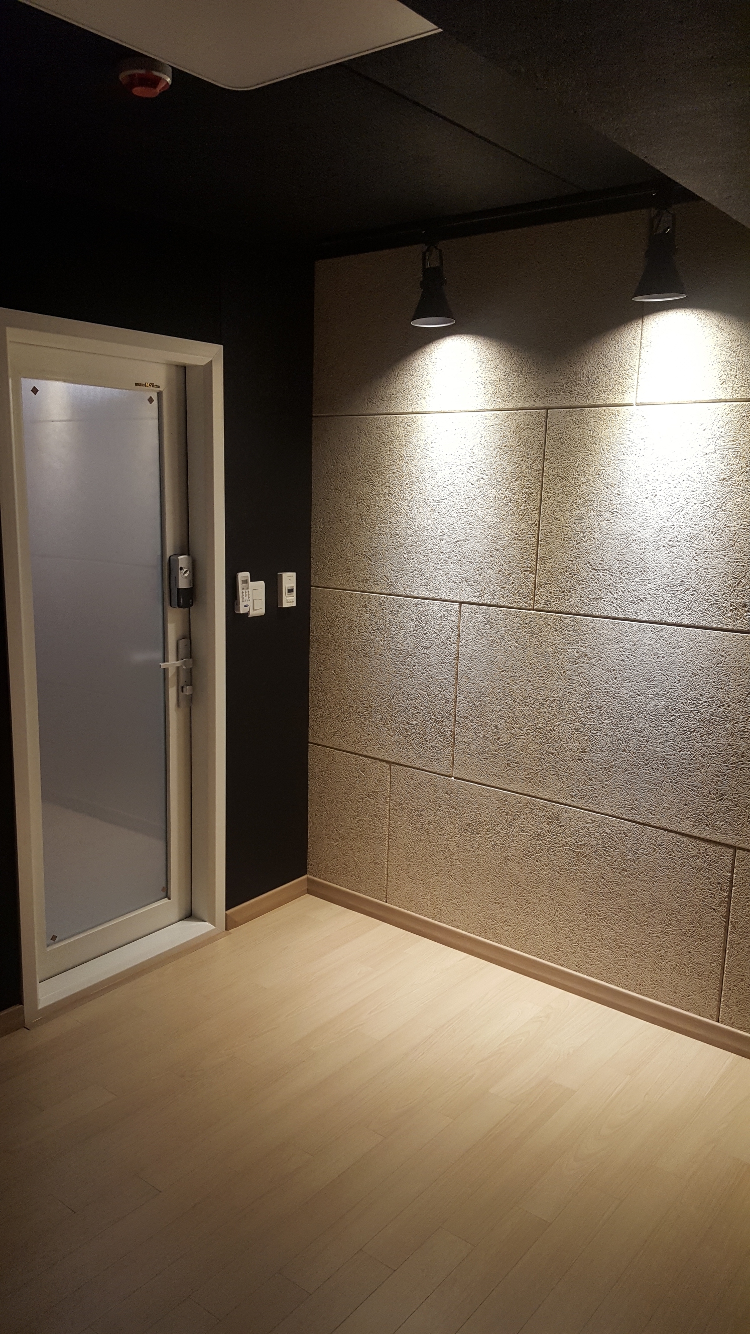 1번째 스튜디오 사진