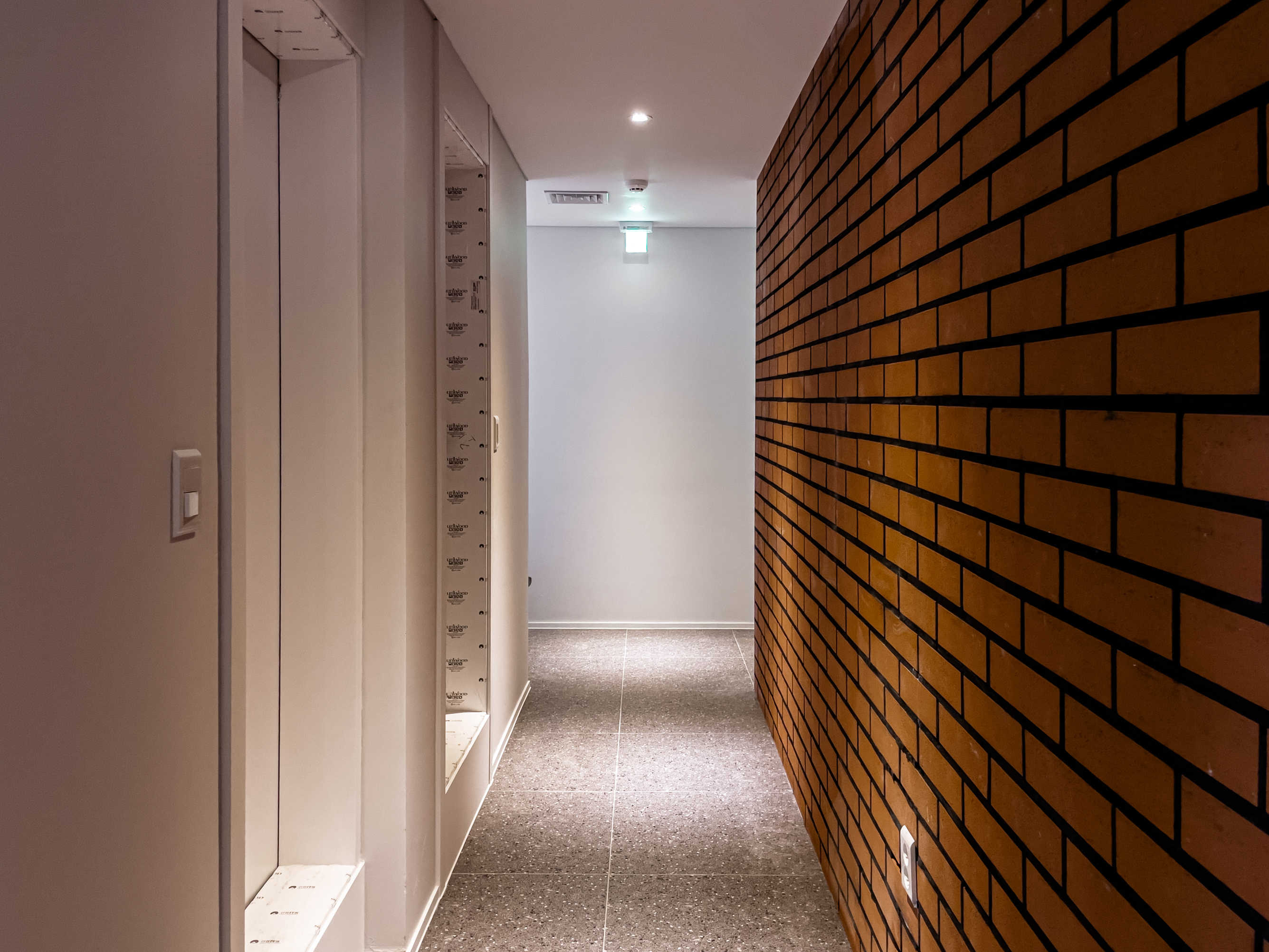 1번째 스튜디오 사진