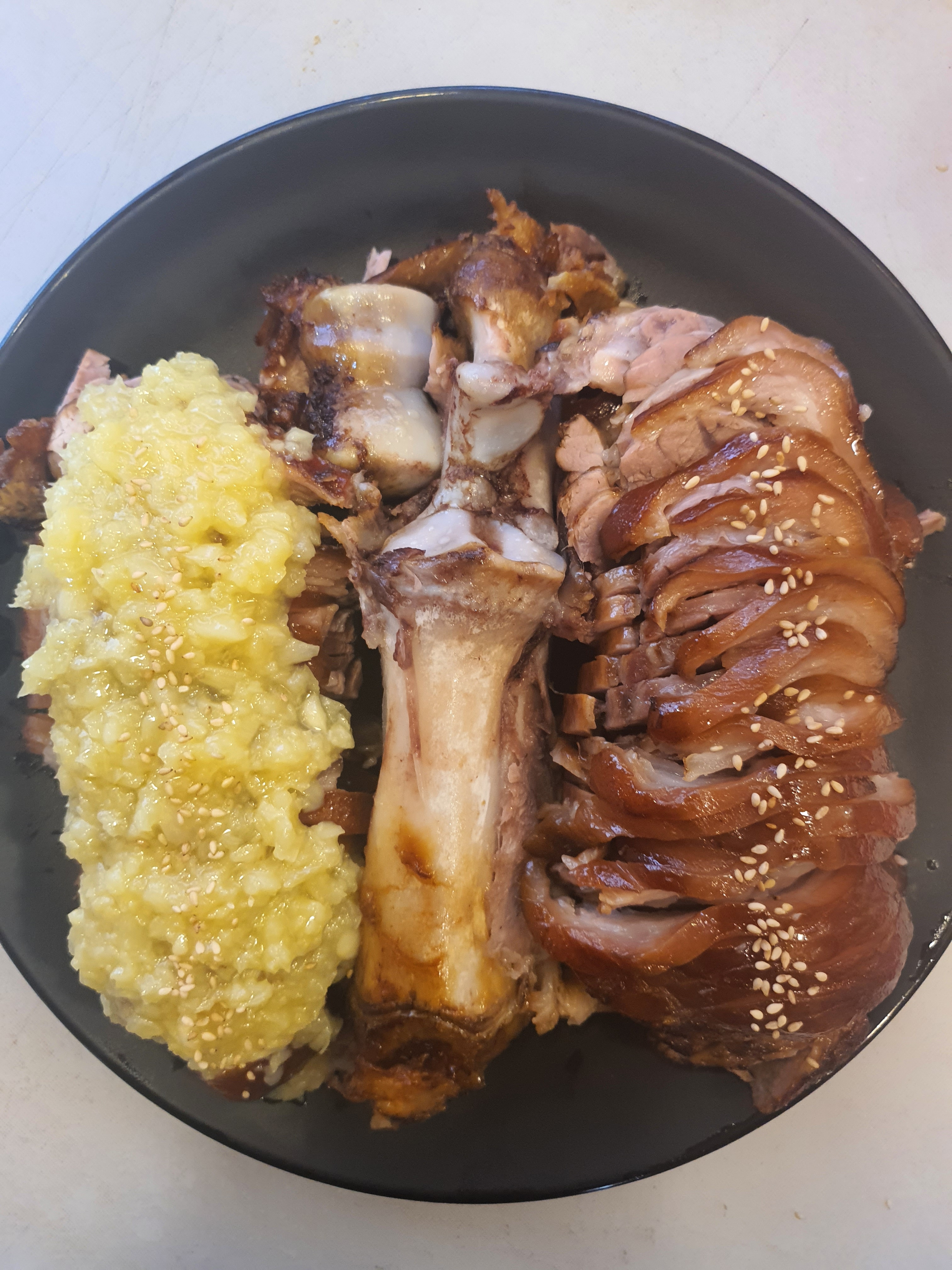 맛에취하는족발 하대본점